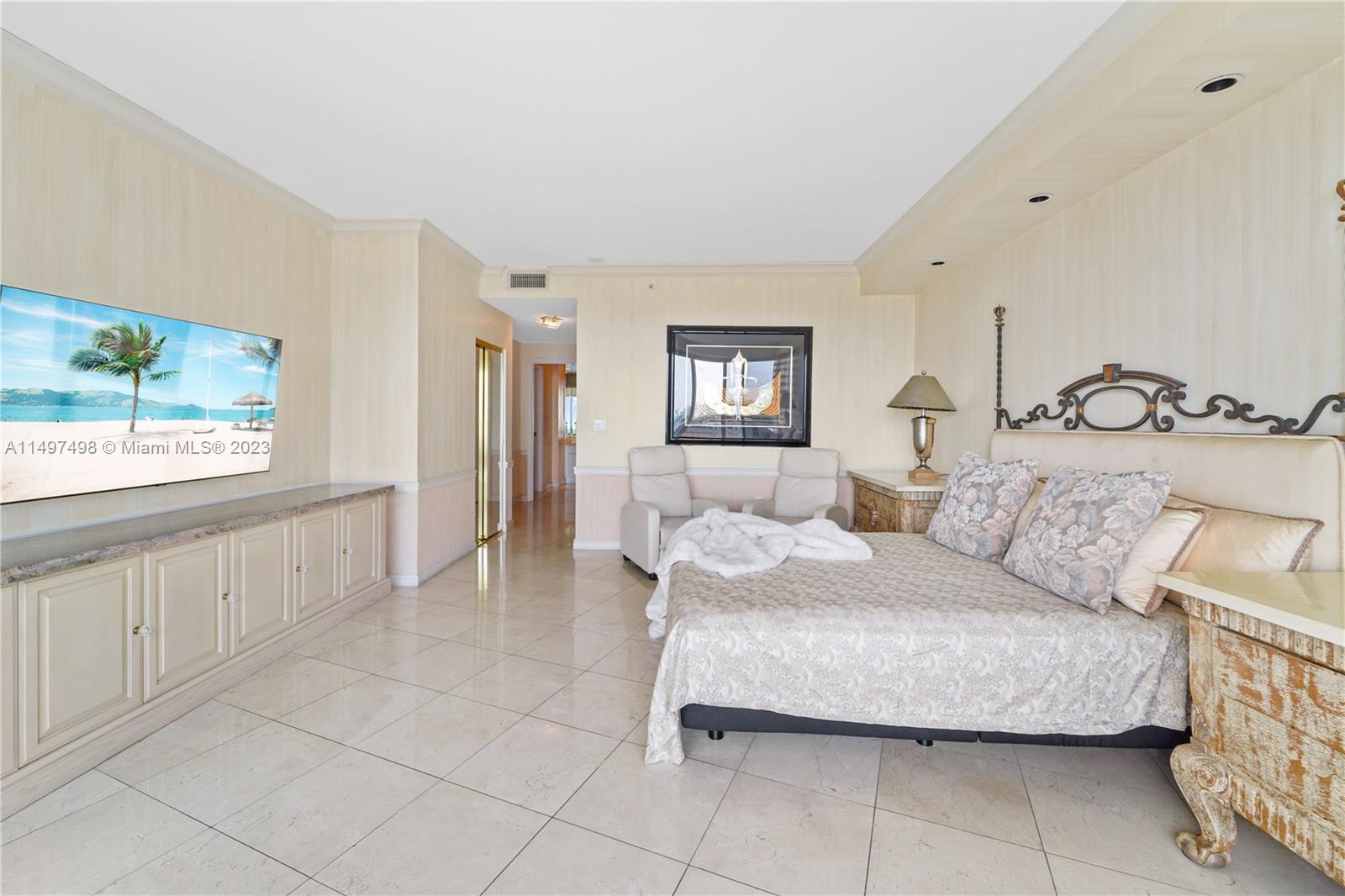 9601 Collins Ave 808, Bal Harbour, Florida 33154, 2 Bedrooms Bedrooms, ,2 BathroomsBathrooms,Residentiallease,For Rent,9601 Collins Ave 808,A11497498