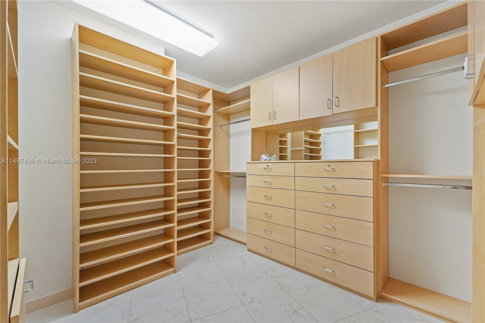 9601 Collins Ave 808, Bal Harbour, Florida 33154, 2 Bedrooms Bedrooms, ,2 BathroomsBathrooms,Residentiallease,For Rent,9601 Collins Ave 808,A11497498