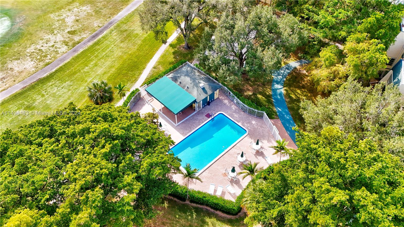 Tamarac, Florida 33321, 1 Bedroom Bedrooms, ,1 BathroomBathrooms,Residential,For Sale,A11496163