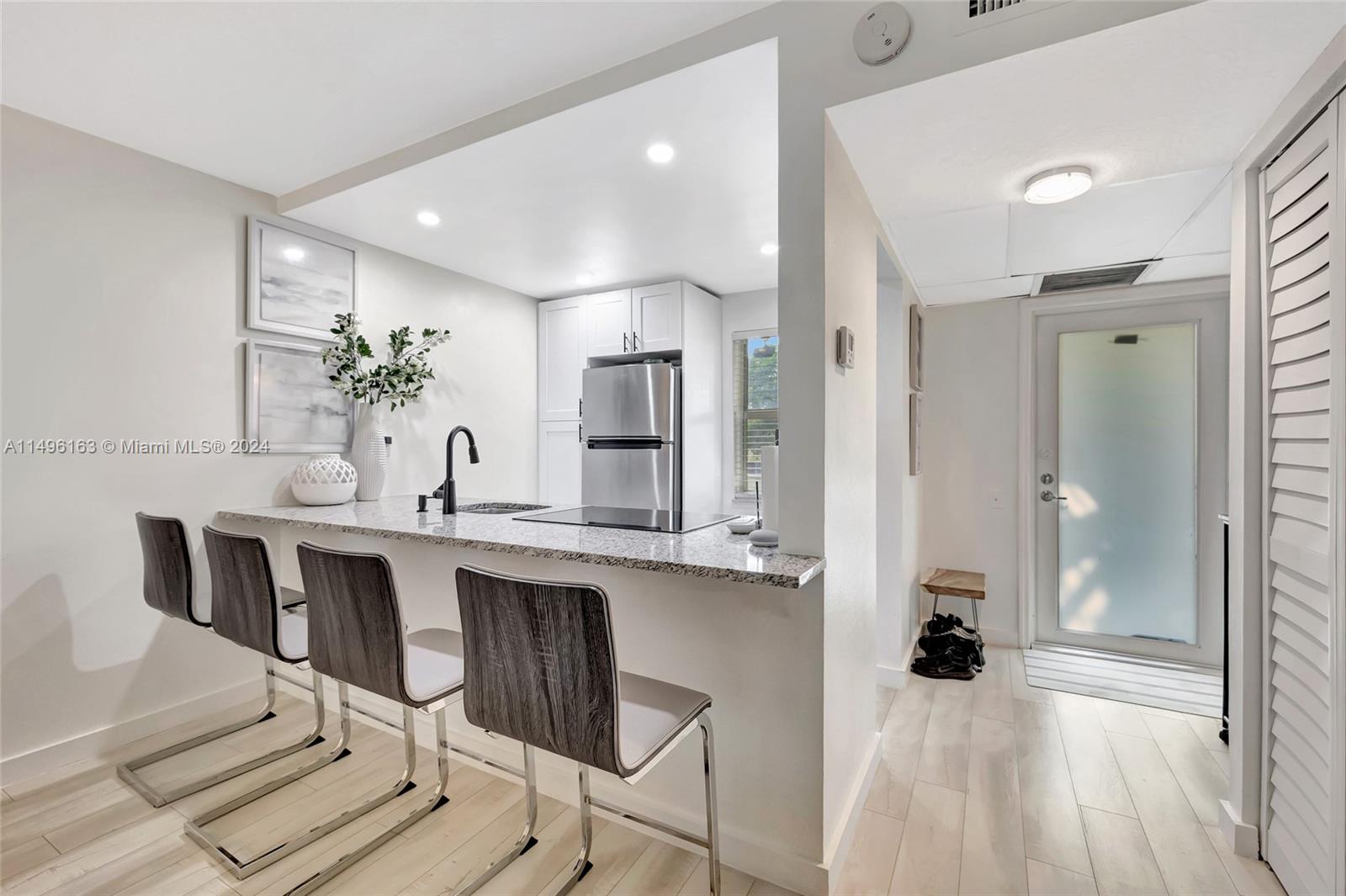 Tamarac, Florida 33321, 1 Bedroom Bedrooms, ,1 BathroomBathrooms,Residential,For Sale,A11496163