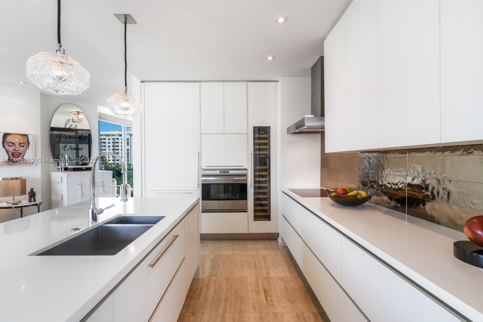 1470 16th St PH-1, Miami Beach, Florida 33139, 3 Bedrooms Bedrooms, ,2 BathroomsBathrooms,Residential,For Sale,1470 16th St PH-1,A11495252