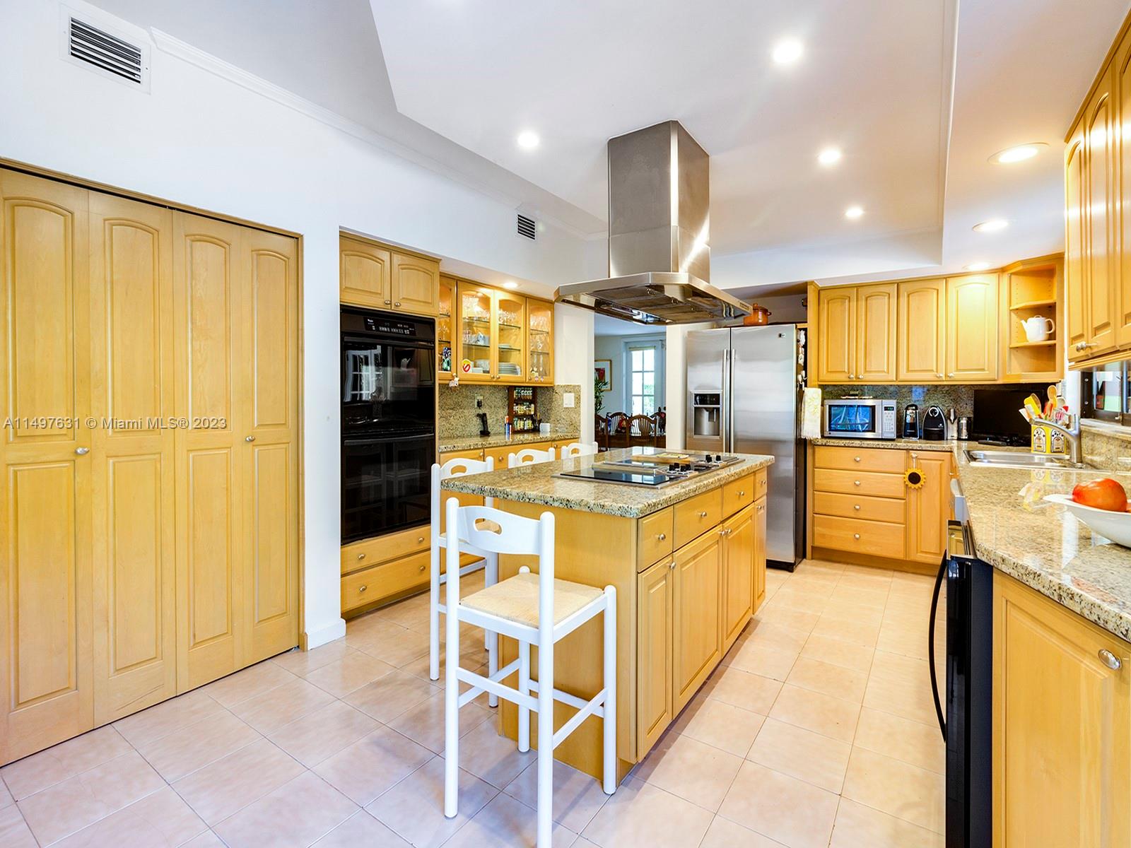 7950 Old Cutler Rd, Coral Gables, FL, 33143 United States, 4 Bedrooms Bedrooms, ,3 BathroomsBathrooms,Residential,For Sale,Old Cutler Rd,A11497631