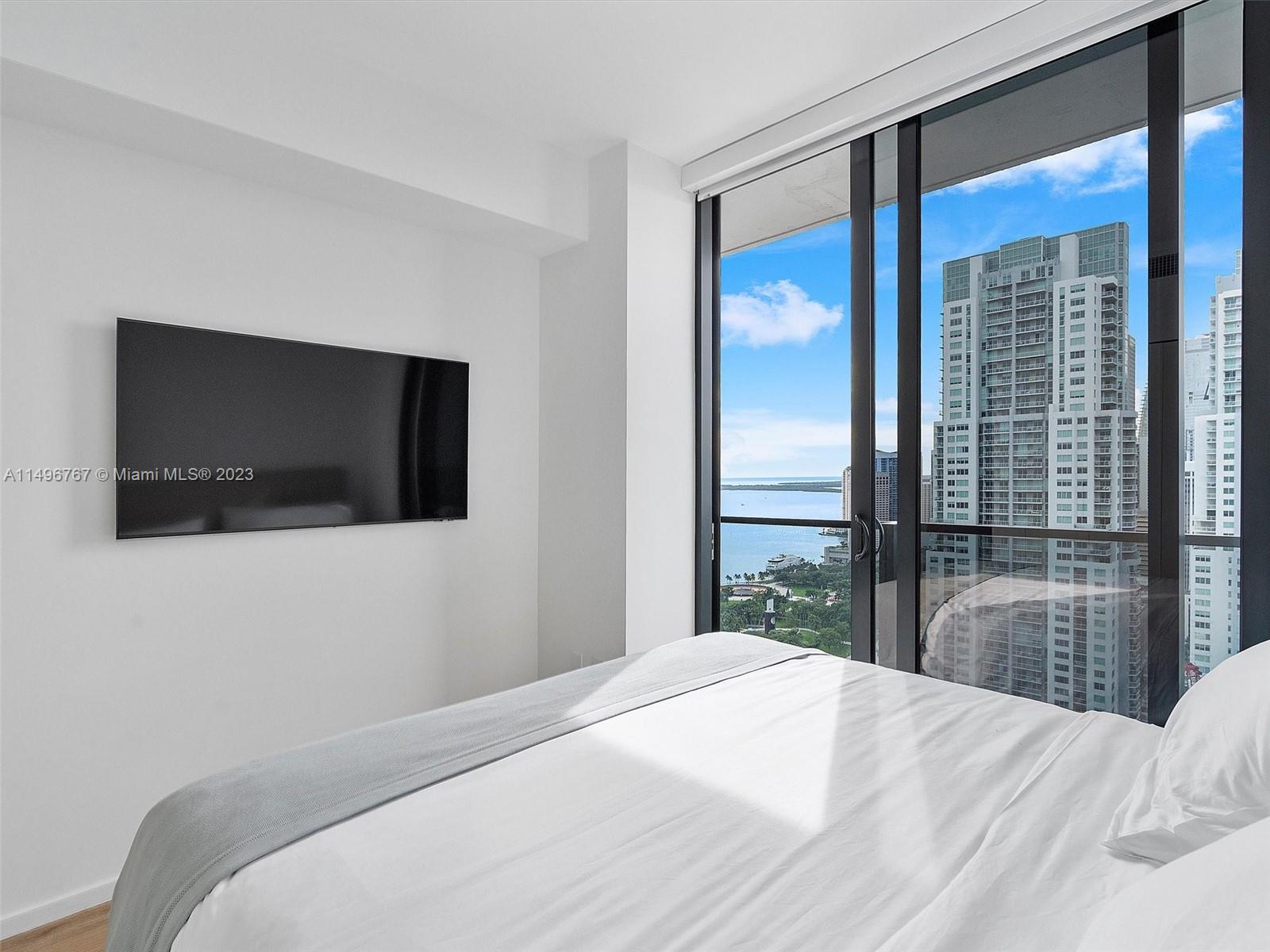 398 NE 5th St 2915, Miami, Florida 33132, 1 Bedroom Bedrooms, ,1 BathroomBathrooms,Residential,For Sale,398 NE 5th St 2915,A11496767