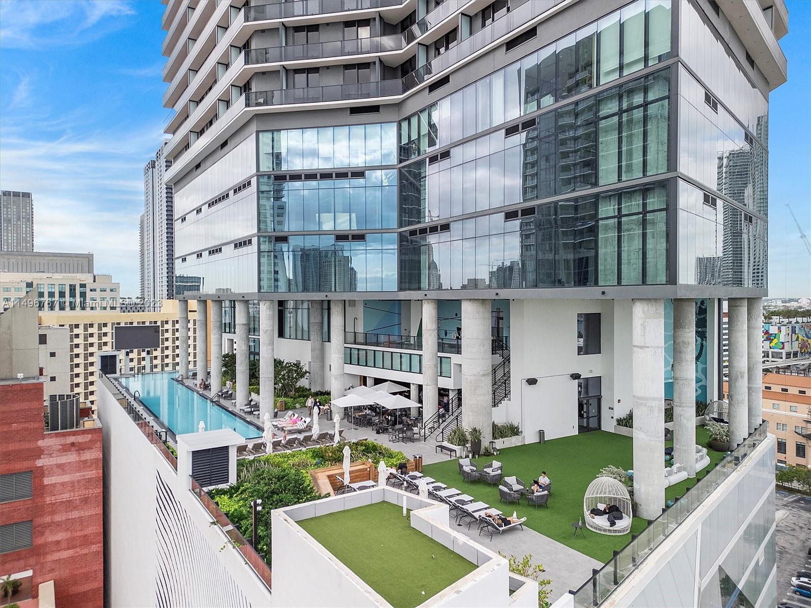 398 NE 5th St 2915, Miami, Florida 33132, 1 Bedroom Bedrooms, ,1 BathroomBathrooms,Residential,For Sale,398 NE 5th St 2915,A11496767