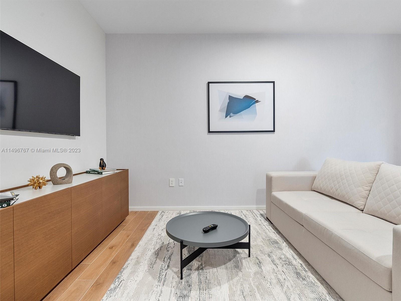 398 NE 5th St 2915, Miami, Florida 33132, 1 Bedroom Bedrooms, ,1 BathroomBathrooms,Residential,For Sale,398 NE 5th St 2915,A11496767