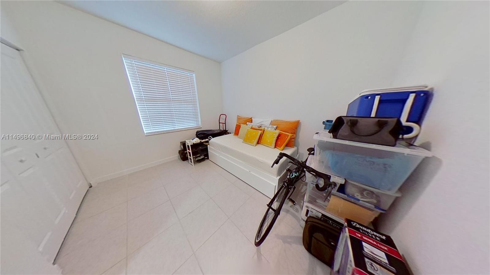 1634 SE 26th Ter 1634, Homestead, Florida 33035, 3 Bedrooms Bedrooms, ,3 BathroomsBathrooms,Residential,For Sale,1634 SE 26th Ter 1634,A11496840