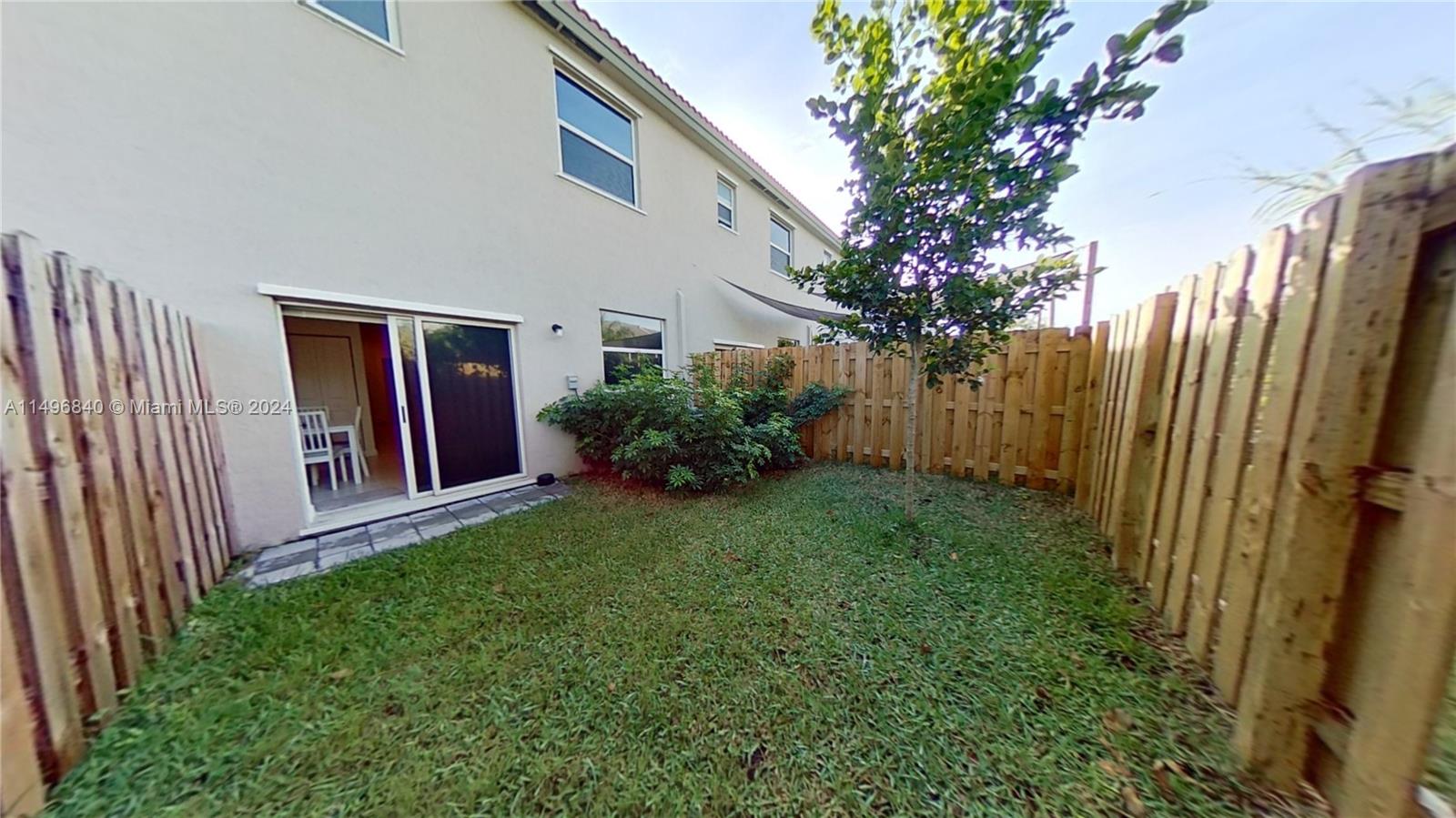 1634 SE 26th Ter 1634, Homestead, Florida 33035, 3 Bedrooms Bedrooms, ,3 BathroomsBathrooms,Residential,For Sale,1634 SE 26th Ter 1634,A11496840