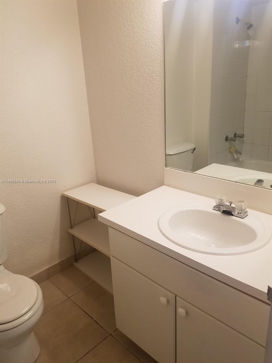 4110 79th Ave, Doral, FL, 33166 United States, 2 Bedrooms Bedrooms, ,2 BathroomsBathrooms,Residential,For Sale,79th Ave,A11496544