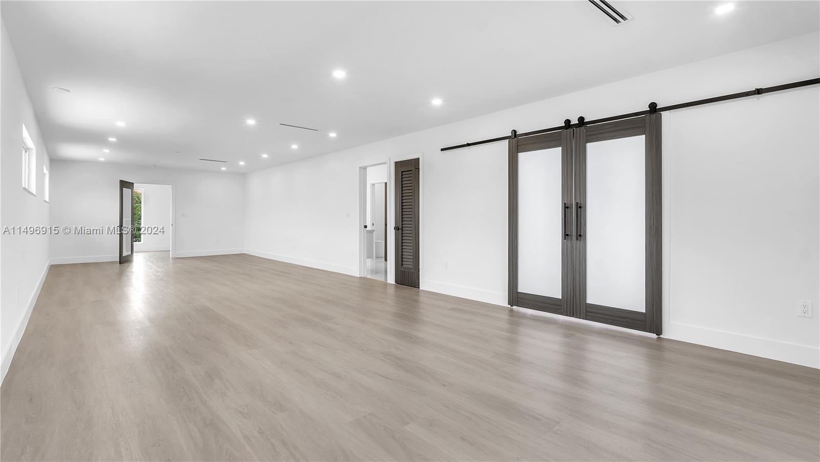 418 Laguna Ave, Key Largo, FL, 33037 United States, 5 Bedrooms Bedrooms, ,3 BathroomsBathrooms,Residential,For Sale,Laguna Ave,A11496915