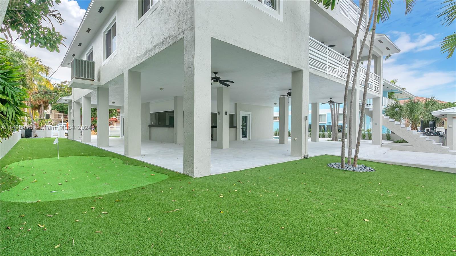 418 Laguna Ave, Key Largo, FL, 33037 United States, 5 Bedrooms Bedrooms, ,3 BathroomsBathrooms,Residential,For Sale,Laguna Ave,A11496915