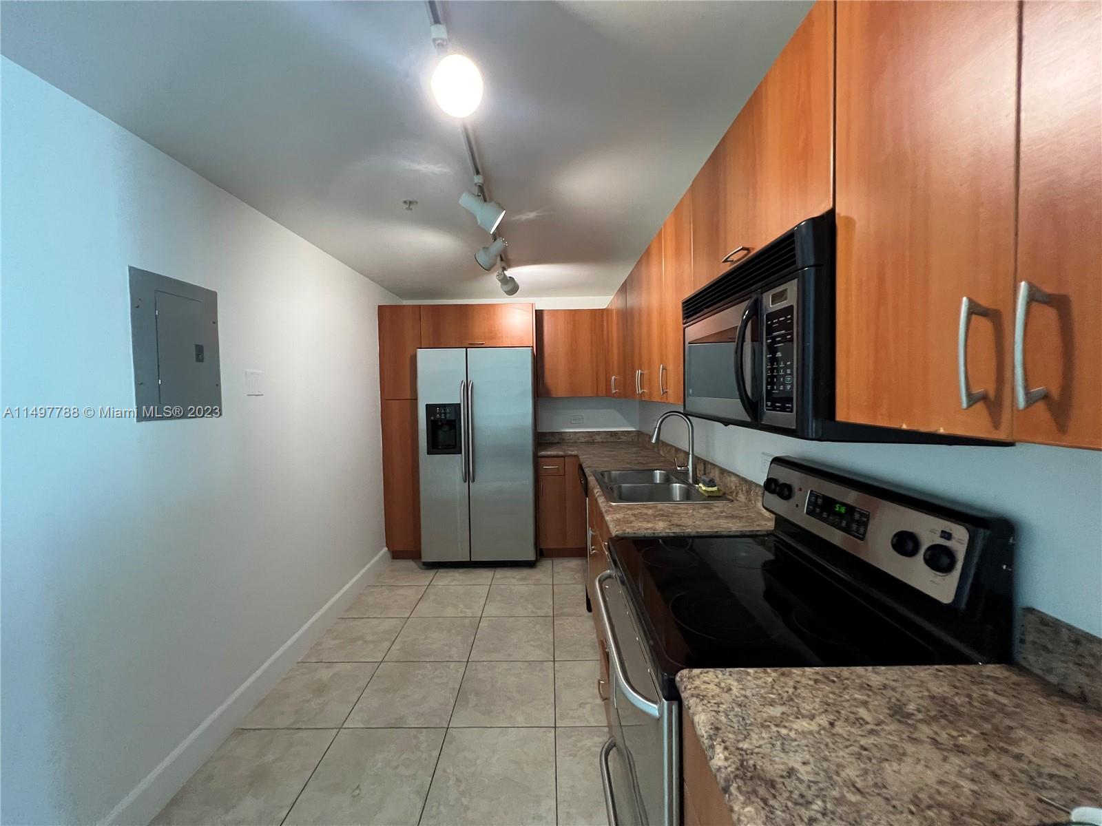 7501 E Treasure Dr 4C, North Bay Village, Florida 33141, 1 Bedroom Bedrooms, ,1 BathroomBathrooms,Residential,For Sale,7501 E Treasure Dr 4C,A11497788