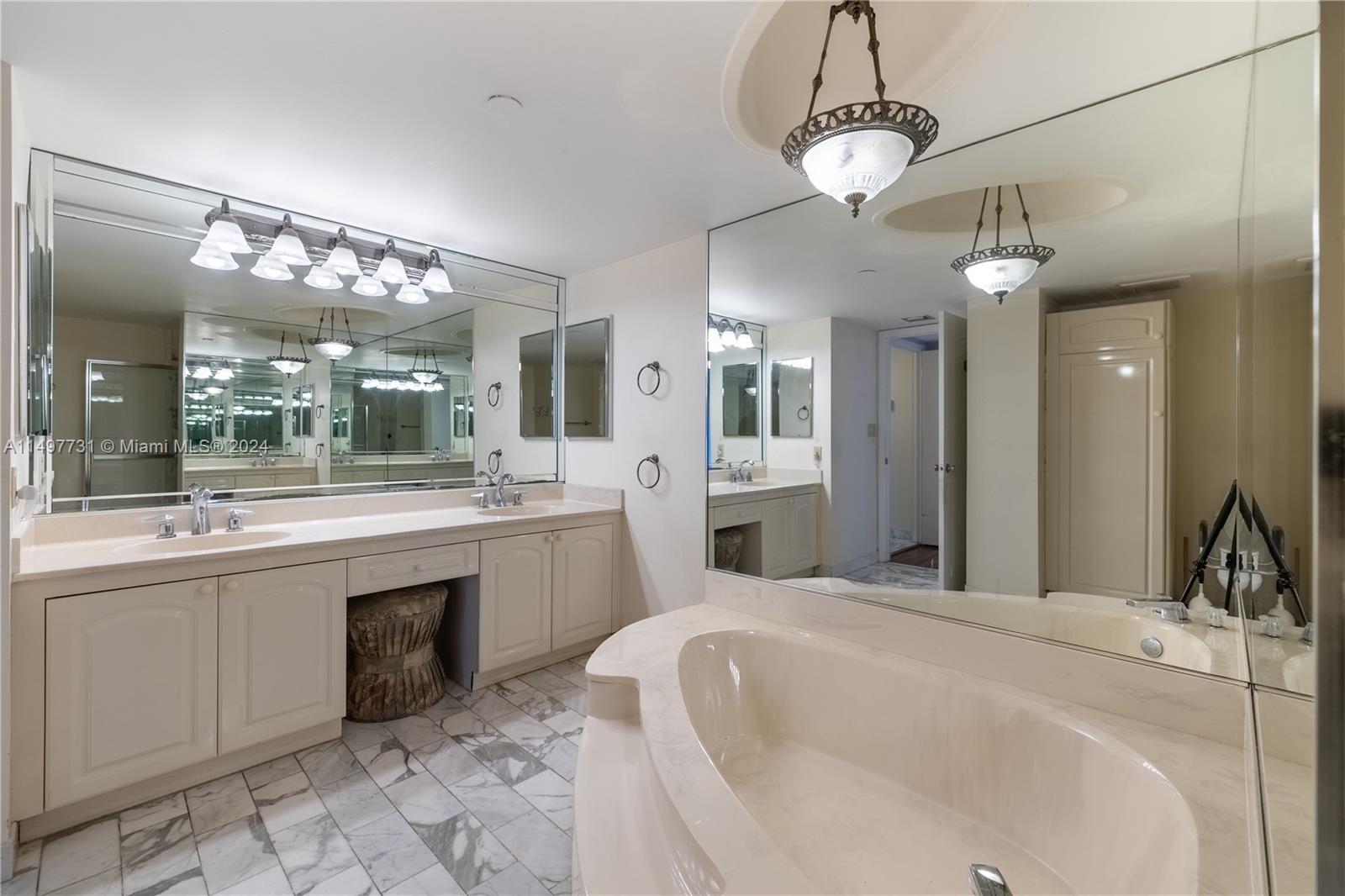 2000 Towerside Ter 1807, Miami, Florida 33138, 2 Bedrooms Bedrooms, ,2 BathroomsBathrooms,Residential,For Sale,2000 Towerside Ter 1807,A11497731