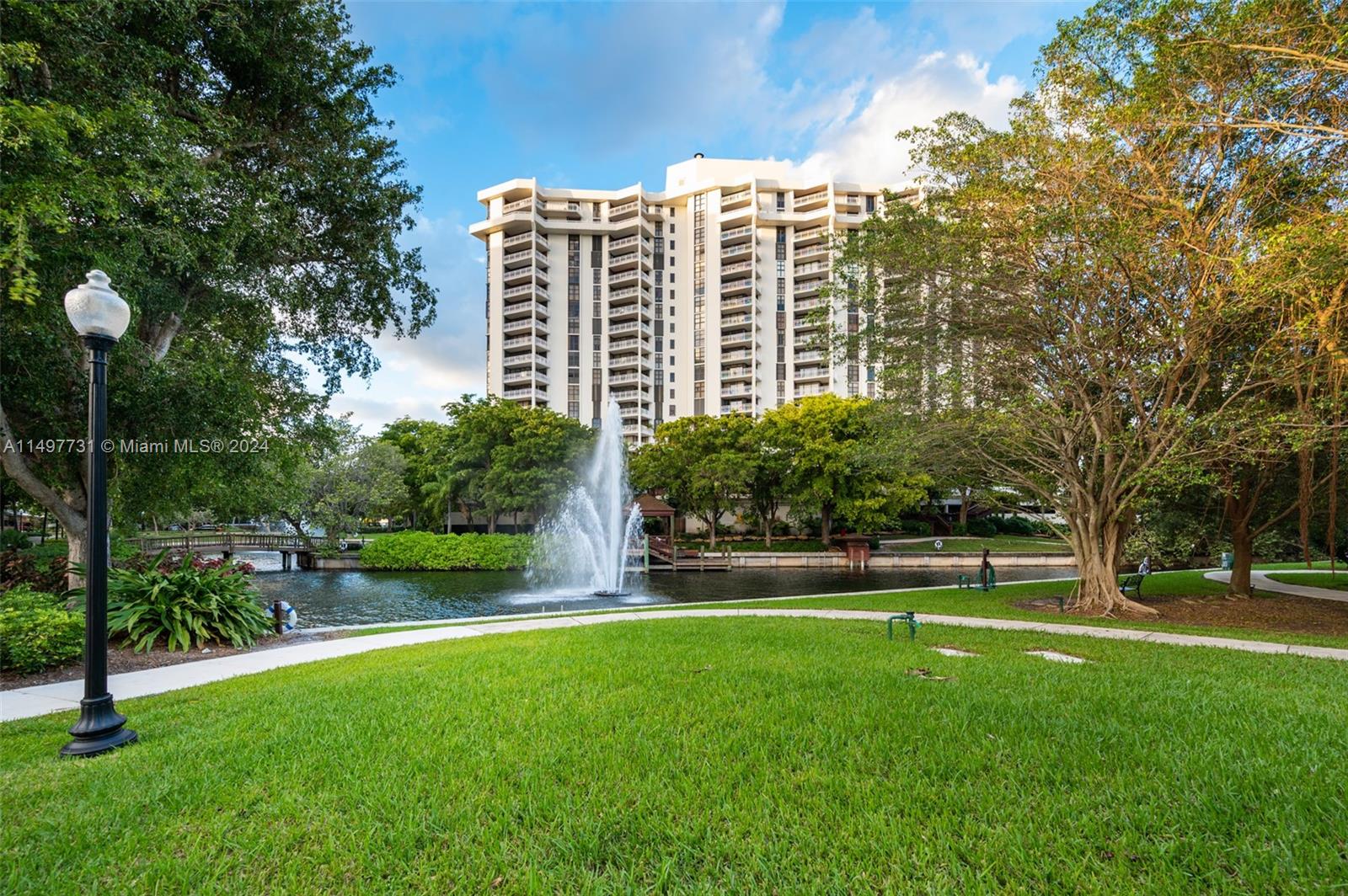 2000 Towerside Ter 1807, Miami, Florida 33138, 2 Bedrooms Bedrooms, ,2 BathroomsBathrooms,Residential,For Sale,2000 Towerside Ter 1807,A11497731