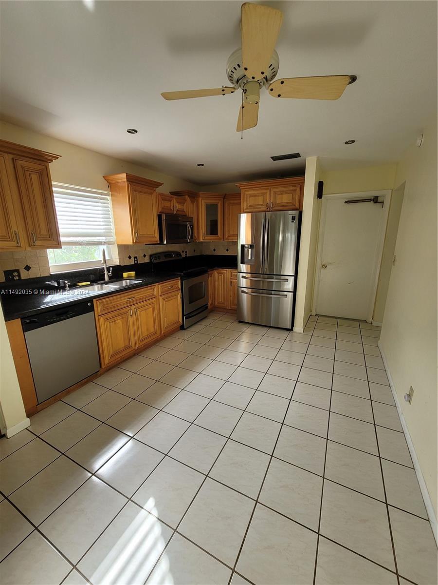 18076 Park Ter, Boca Raton, FL, 33498 United States, 2 Bedrooms Bedrooms, ,2 BathroomsBathrooms,Residential,For Sale,Park Ter,A11492035