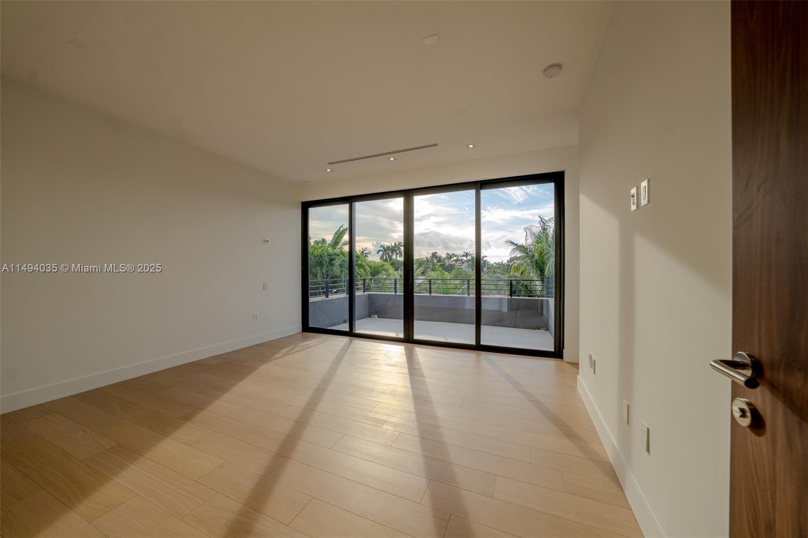 760 Woodcrest Rd, Key Biscayne, FL, 33149 United States, 5 Bedrooms Bedrooms, ,5 BathroomsBathrooms,Residential,For Sale,Woodcrest Rd,A11494035