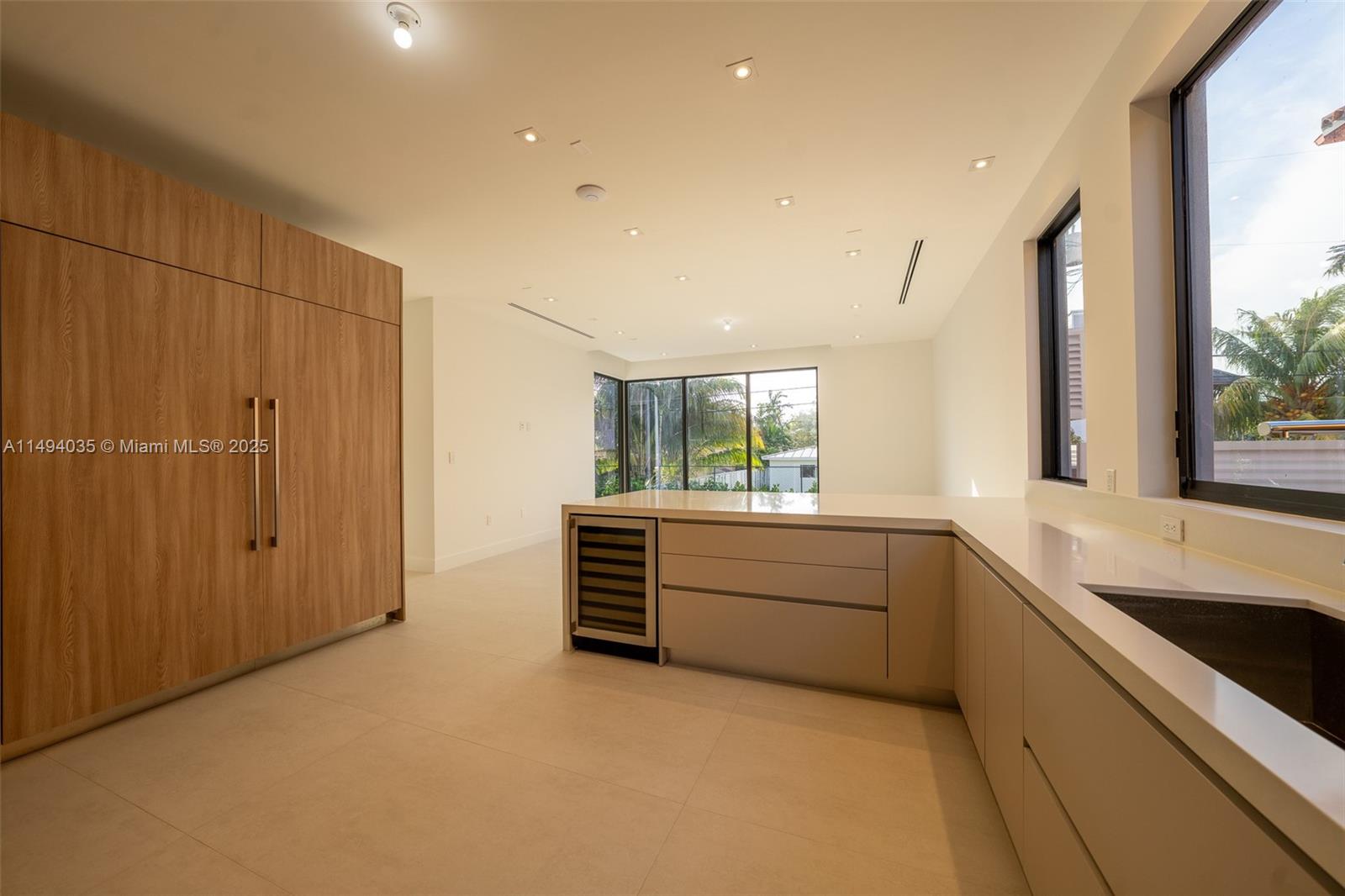 760 Woodcrest Rd, Key Biscayne, FL, 33149 United States, 5 Bedrooms Bedrooms, ,5 BathroomsBathrooms,Residential,For Sale,Woodcrest Rd,A11494035