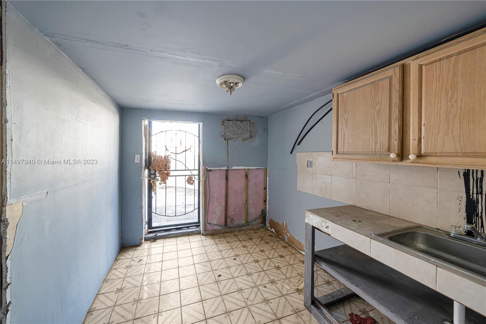 2090 NW 36th St, Miami, Florida 33142, ,Commercialsale,For Sale,2090 NW 36th St,A11497940