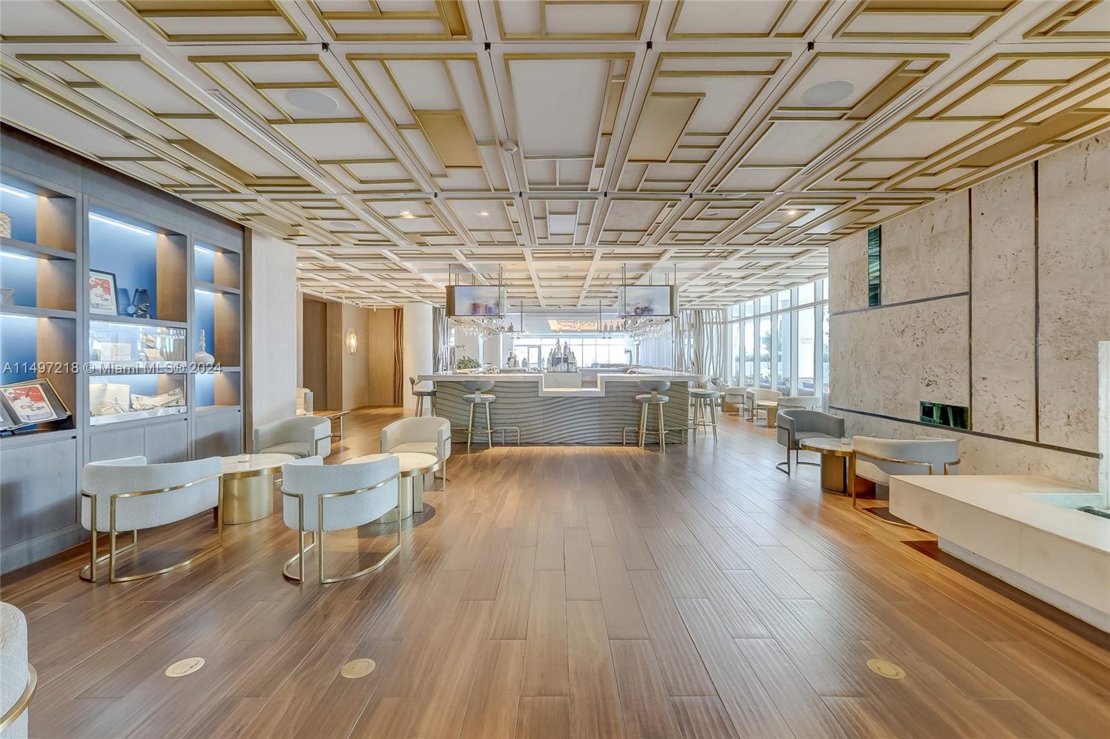 The Resort's bar and dining area, one of several F&B options on-site, offers a wide selection to enjoy for the residents and honored guests.