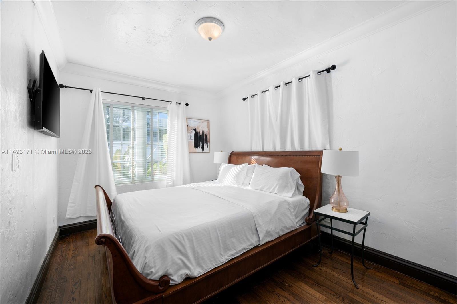 1545 Meridian Ave, Miami Beach, FL, 33139 United States, 5 Bedrooms Bedrooms, ,4 BathroomsBathrooms,Residential,For Sale,Meridian Ave,A11493171