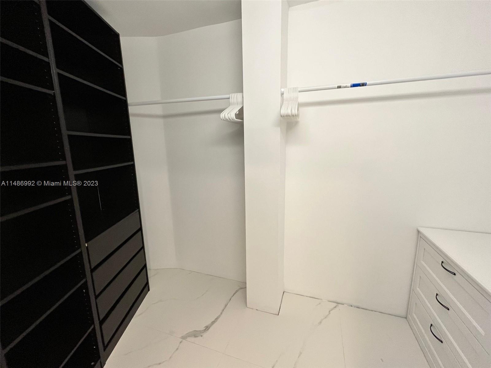 1000 Island Blvd 1410, Aventura, Florida 33160, 2 Bedrooms Bedrooms, ,2 BathroomsBathrooms,Residential,For Sale,1000 Island Blvd 1410,A11486992
