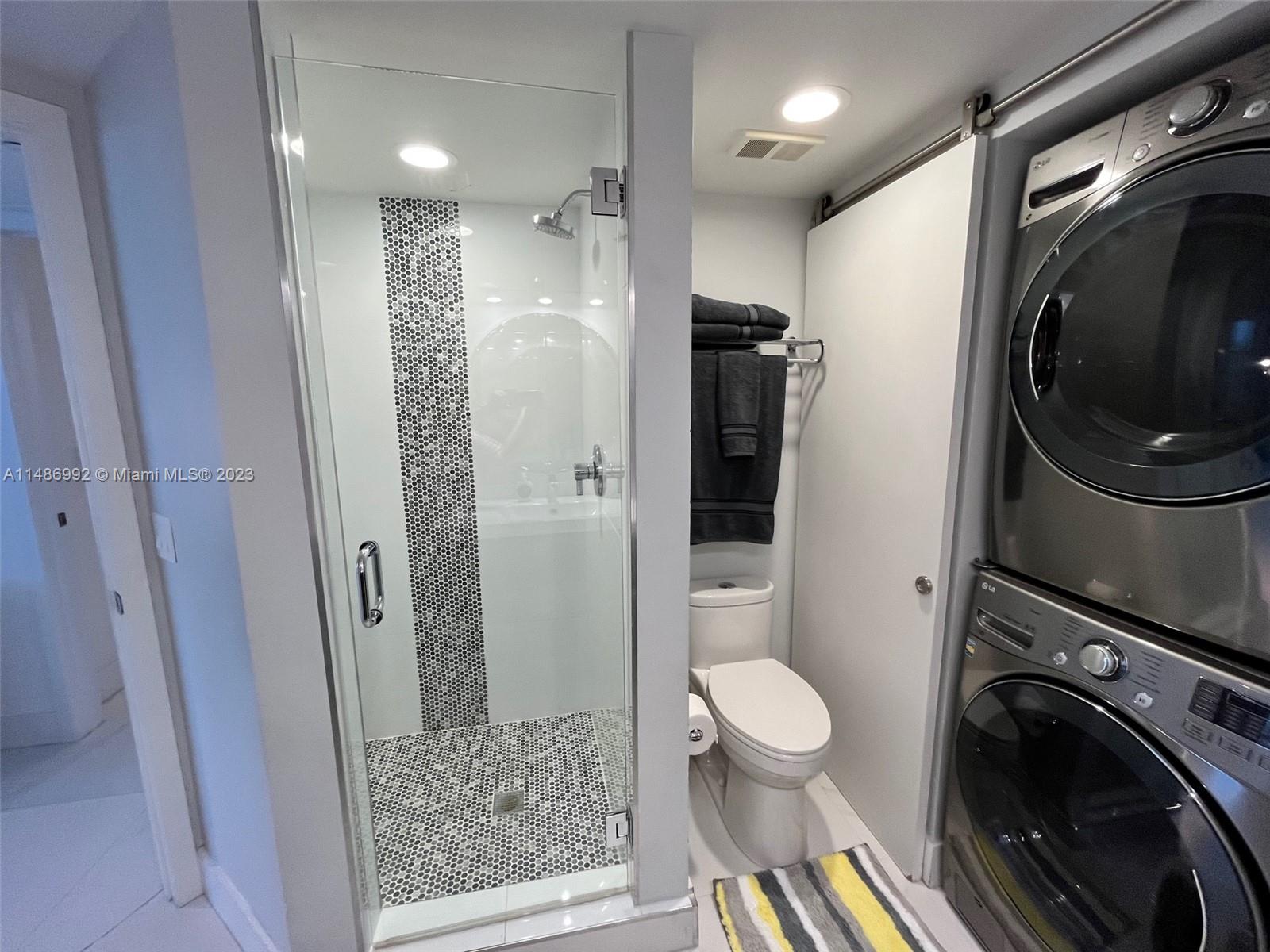 1000 Island Blvd 1410, Aventura, Florida 33160, 2 Bedrooms Bedrooms, ,2 BathroomsBathrooms,Residential,For Sale,1000 Island Blvd 1410,A11486992