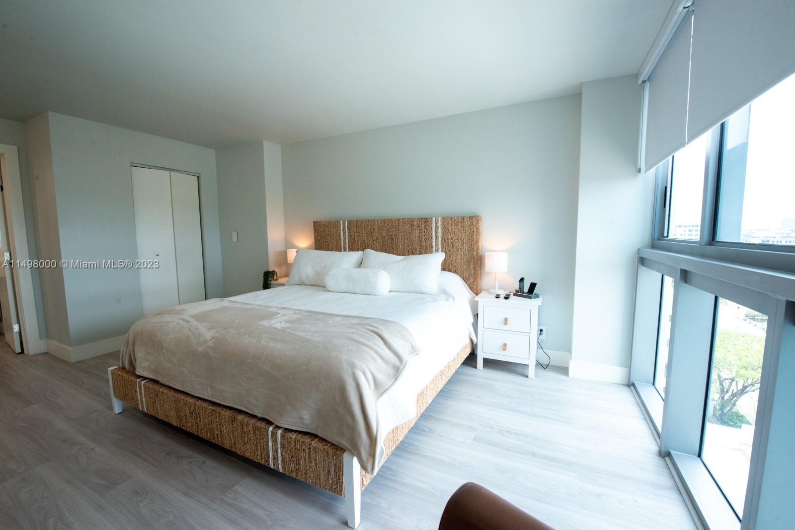 2655 Collins Ave 802, Miami Beach, Florida 33140, 3 Bedrooms Bedrooms, ,2 BathroomsBathrooms,Residential,For Sale,2655 Collins Ave 802,A11498000