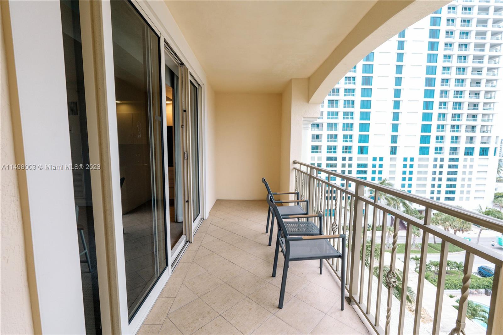601 Ft Lauderdale Beach Blvd, Fort Lauderdale, FL, 33304 United States, 1 Bedroom Bedrooms, ,1 BathroomBathrooms,Residential,For Sale,Ft Lauderdale Beach Blvd,A11498003