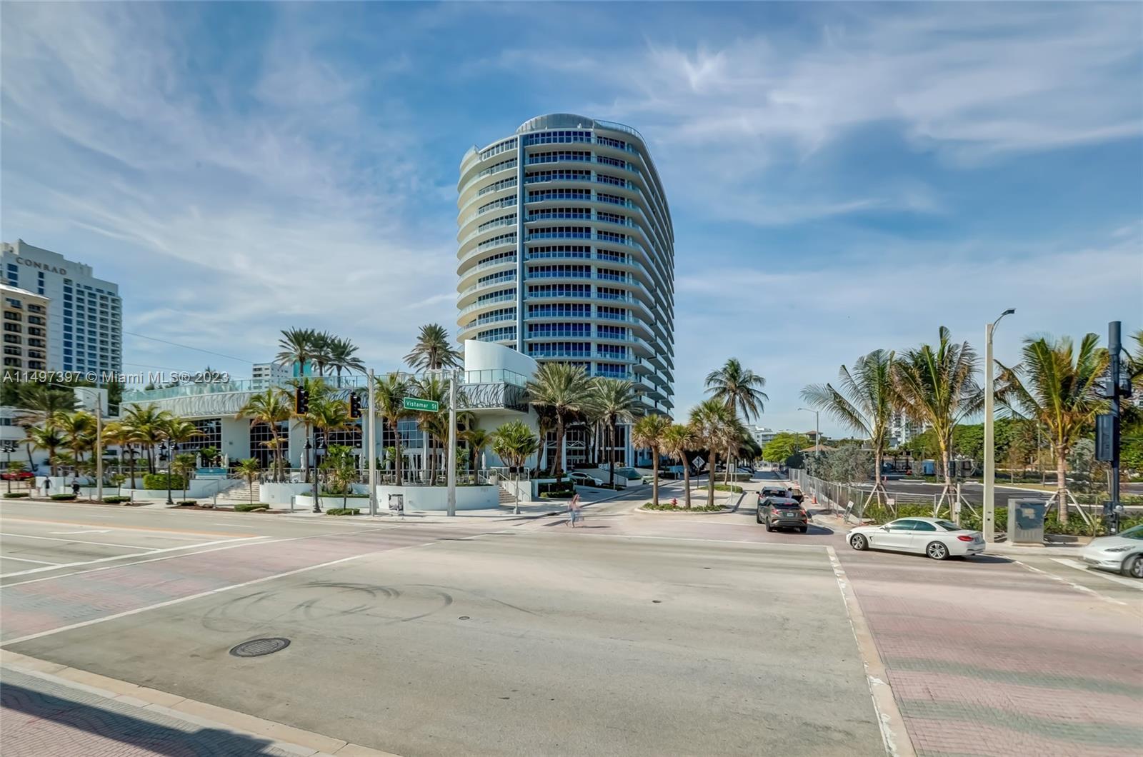 The Paramount Residences is the epitome of luxury oceanfront living in Fort Lauderdale. This 3 Bed 3.5 Bath unit has it all. The experience begins as you step off the elevator into your private foyer. Marble and wood flooring throughout, the kitchen boasts Wolf and Subzero appliances along with custom cabinetry, tall ceilings, custom blinds and light fixtures, and built-in closets. All the doors in the unit have been upgraded including a custom oversized wood front door & dayoris doors in all the rooms and bathrooms. The direct ocean view is spectacular and also has city views. Two spacious balconies over 700 sq. Ft. of outdoor living. The amenities are endless: 24-hour valet and security, gym, infinity heated pool, sauna, beach service, Truluck's resto, and more. This building has it all!