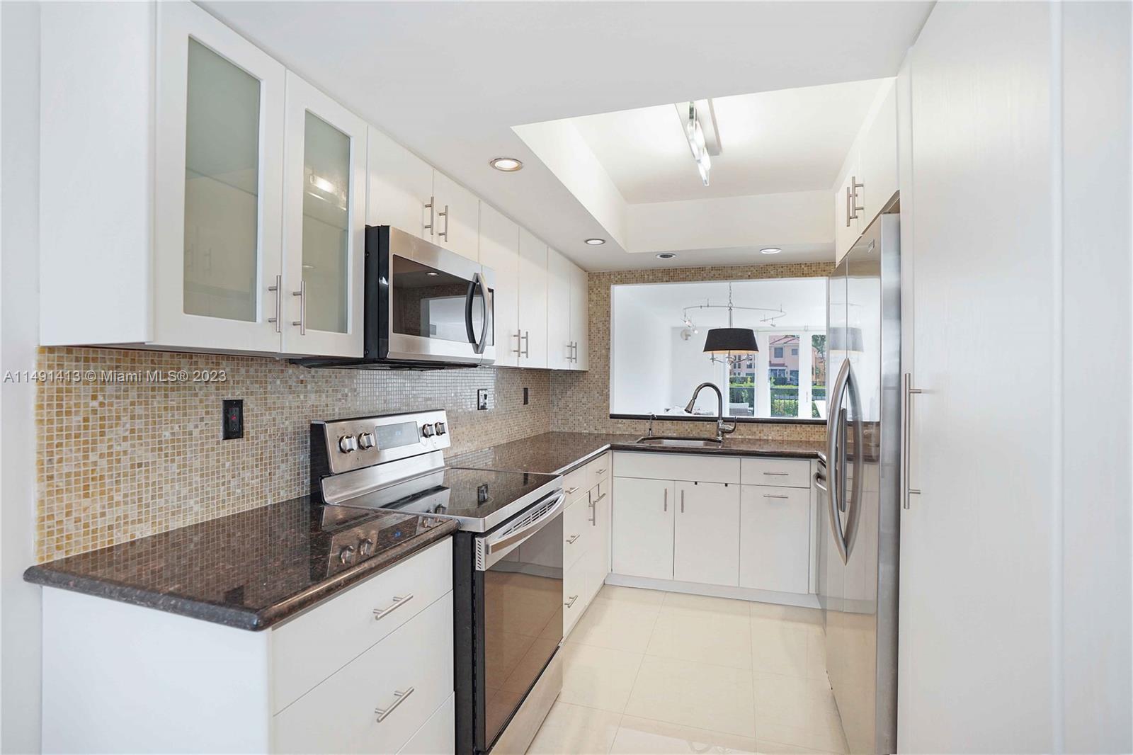 3762 NE 209th Ter 3762, Aventura, Florida 33180, 3 Bedrooms Bedrooms, ,2 BathroomsBathrooms,Residentiallease,For Rent,3762 NE 209th Ter 3762,A11491413