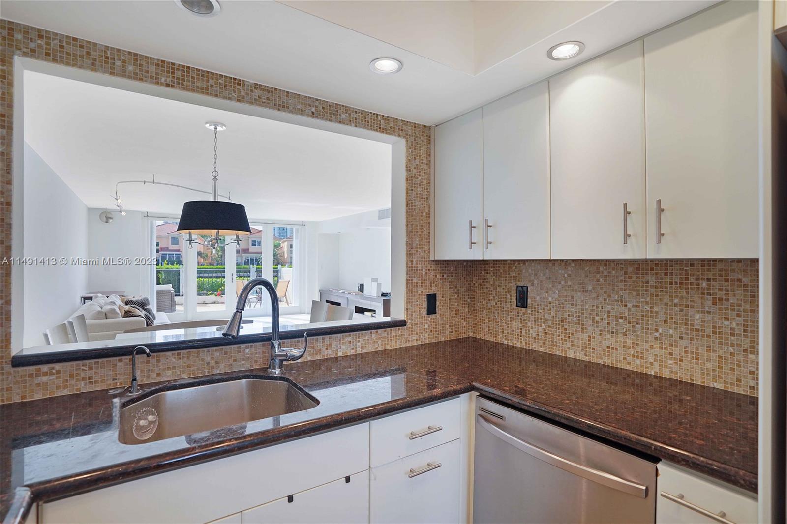 3762 NE 209th Ter 3762, Aventura, Florida 33180, 3 Bedrooms Bedrooms, ,2 BathroomsBathrooms,Residentiallease,For Rent,3762 NE 209th Ter 3762,A11491413