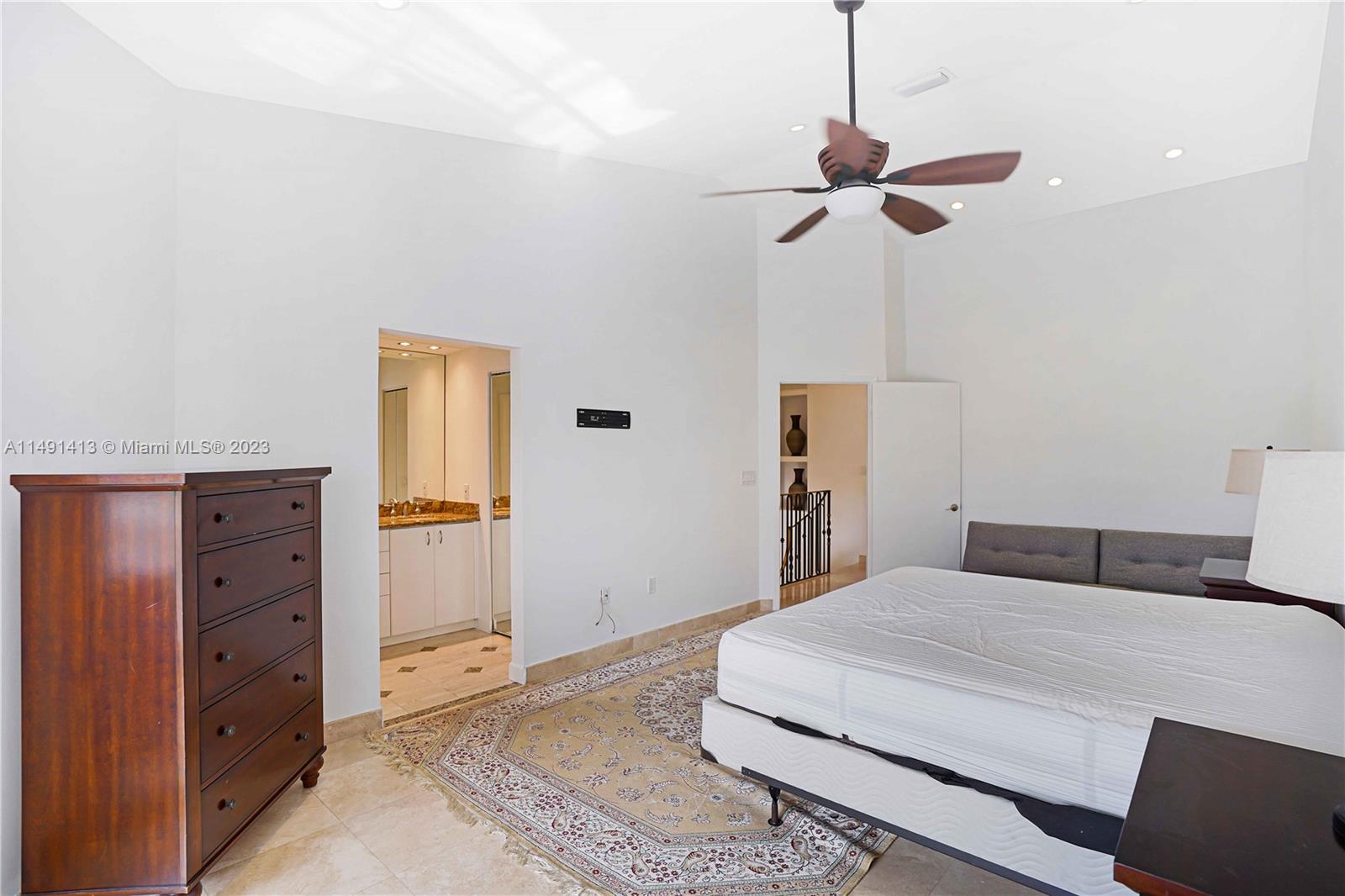 3762 NE 209th Ter 3762, Aventura, Florida 33180, 3 Bedrooms Bedrooms, ,2 BathroomsBathrooms,Residentiallease,For Rent,3762 NE 209th Ter 3762,A11491413