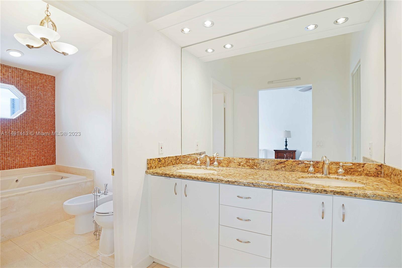 3762 NE 209th Ter 3762, Aventura, Florida 33180, 3 Bedrooms Bedrooms, ,2 BathroomsBathrooms,Residentiallease,For Rent,3762 NE 209th Ter 3762,A11491413