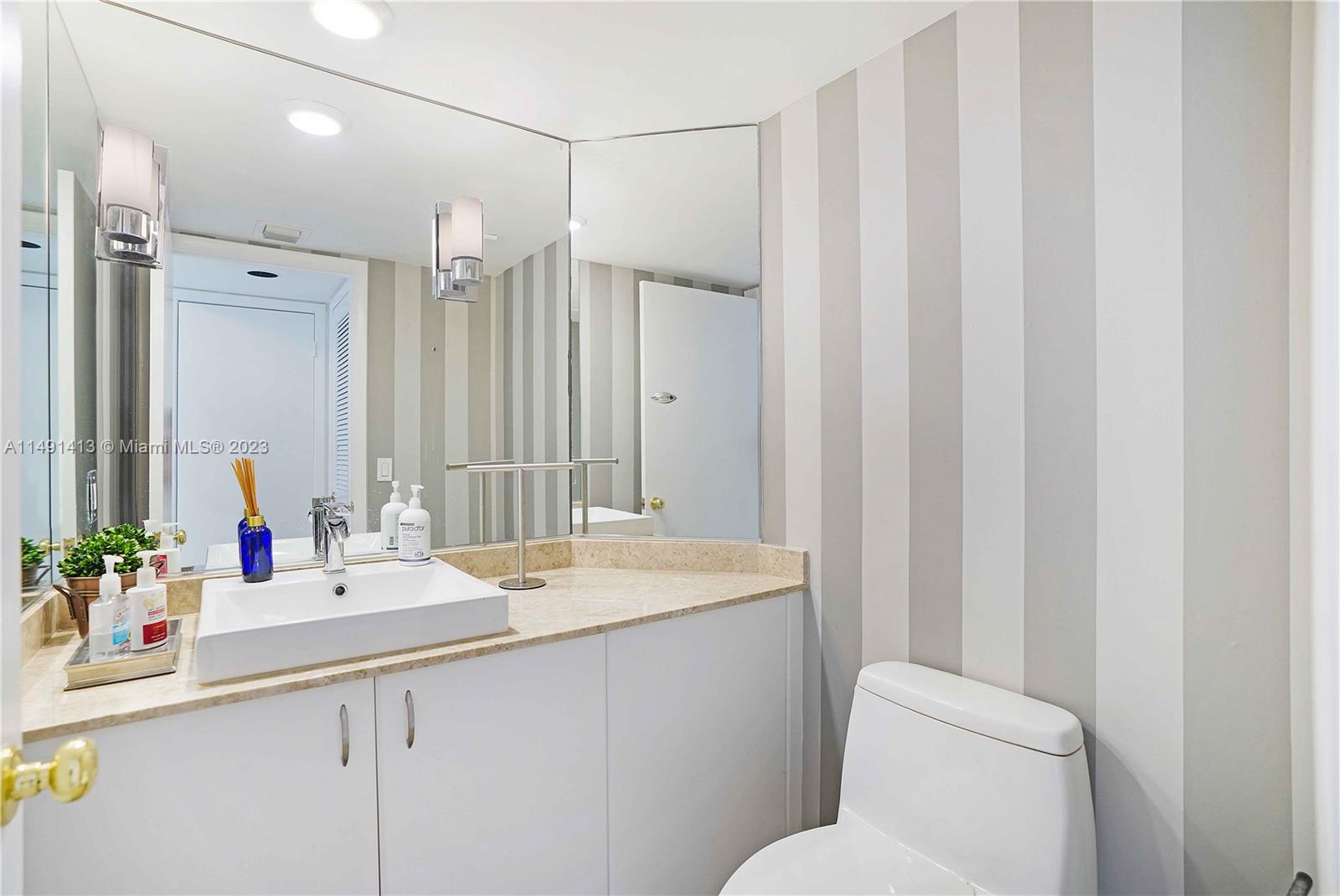 3762 NE 209th Ter 3762, Aventura, Florida 33180, 3 Bedrooms Bedrooms, ,2 BathroomsBathrooms,Residentiallease,For Rent,3762 NE 209th Ter 3762,A11491413