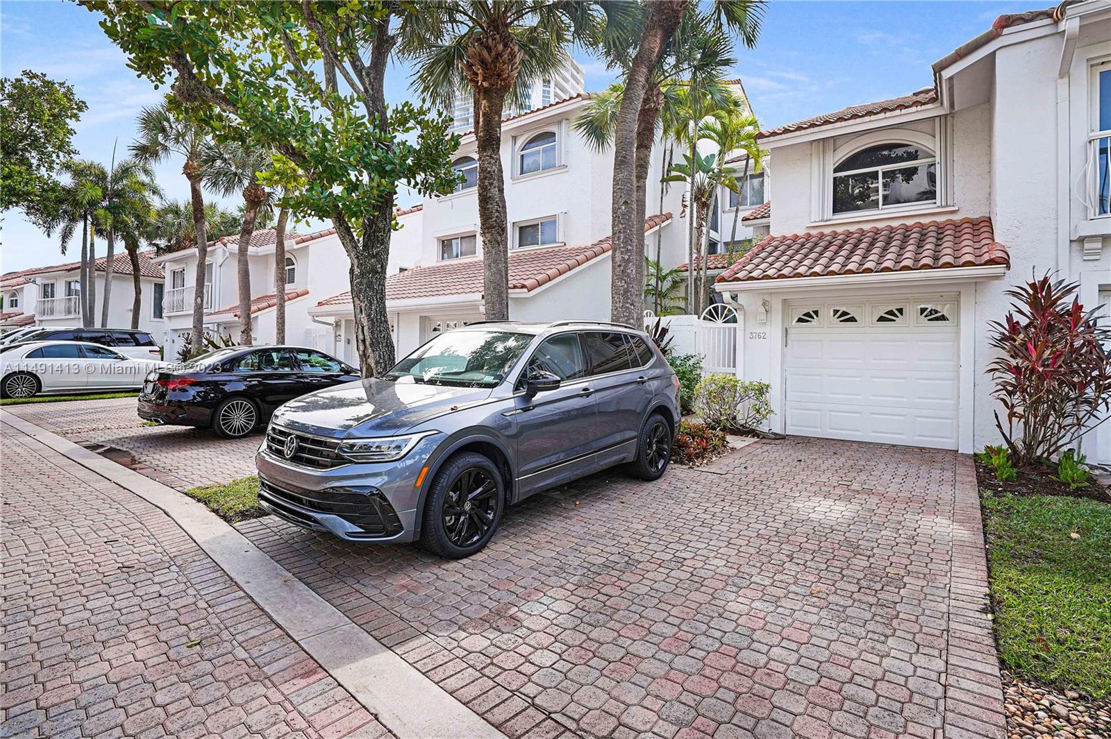 3762 NE 209th Ter 3762, Aventura, Florida 33180, 3 Bedrooms Bedrooms, ,2 BathroomsBathrooms,Residentiallease,For Rent,3762 NE 209th Ter 3762,A11491413