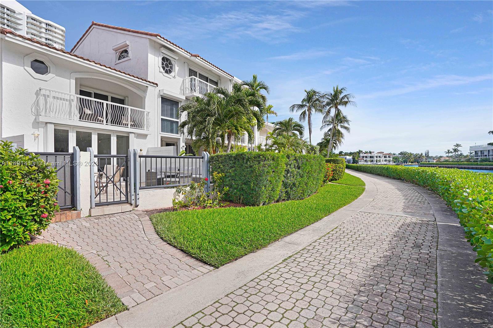 3762 NE 209th Ter 3762, Aventura, Florida 33180, 3 Bedrooms Bedrooms, ,2 BathroomsBathrooms,Residentiallease,For Rent,3762 NE 209th Ter 3762,A11491413