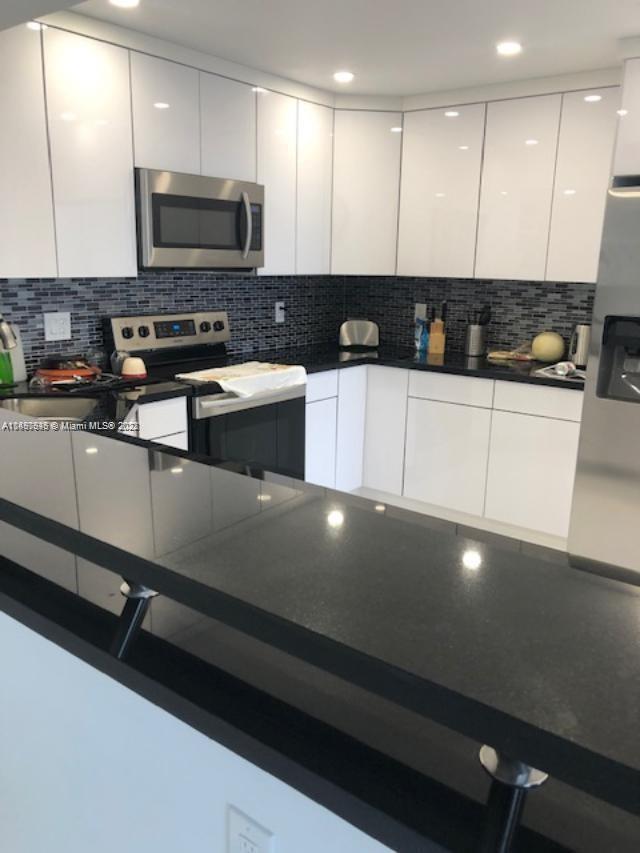 2030 S Ocean Dr 1706, Hallandale Beach, Florida 33009, 2 Bedrooms Bedrooms, ,2 BathroomsBathrooms,Residential,For Sale,2030 S Ocean Dr 1706,A11497946