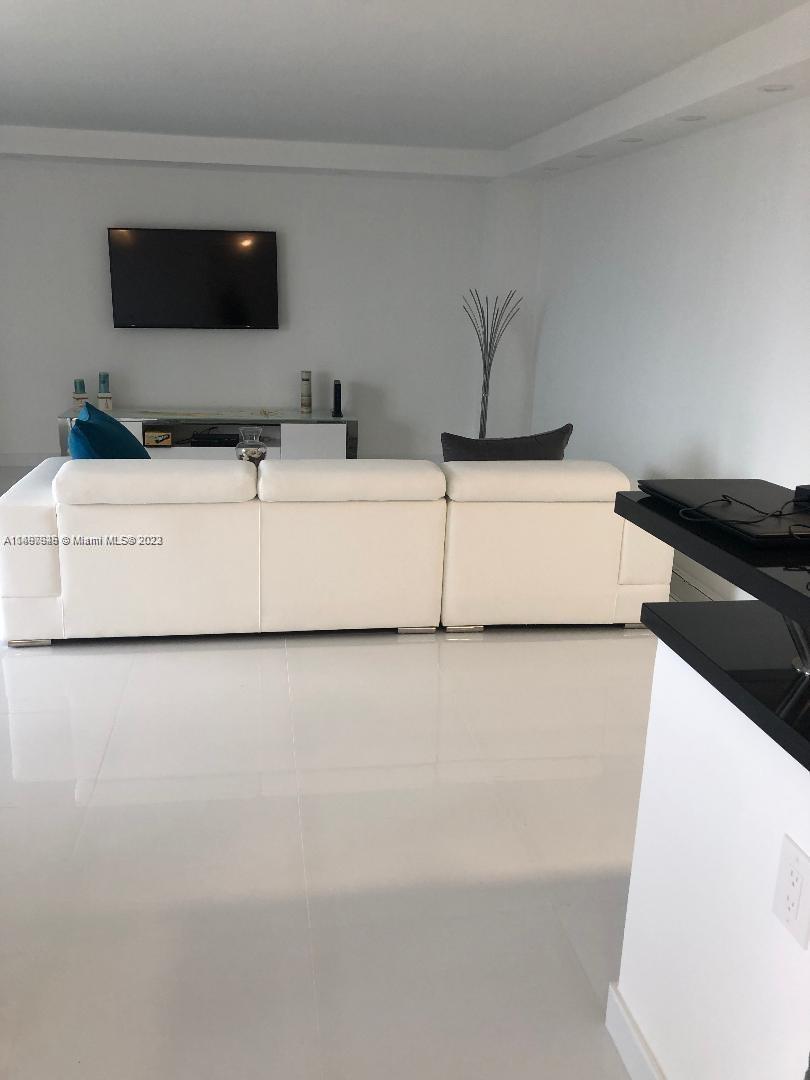 2030 S Ocean Dr 1706, Hallandale Beach, Florida 33009, 2 Bedrooms Bedrooms, ,2 BathroomsBathrooms,Residential,For Sale,2030 S Ocean Dr 1706,A11497946