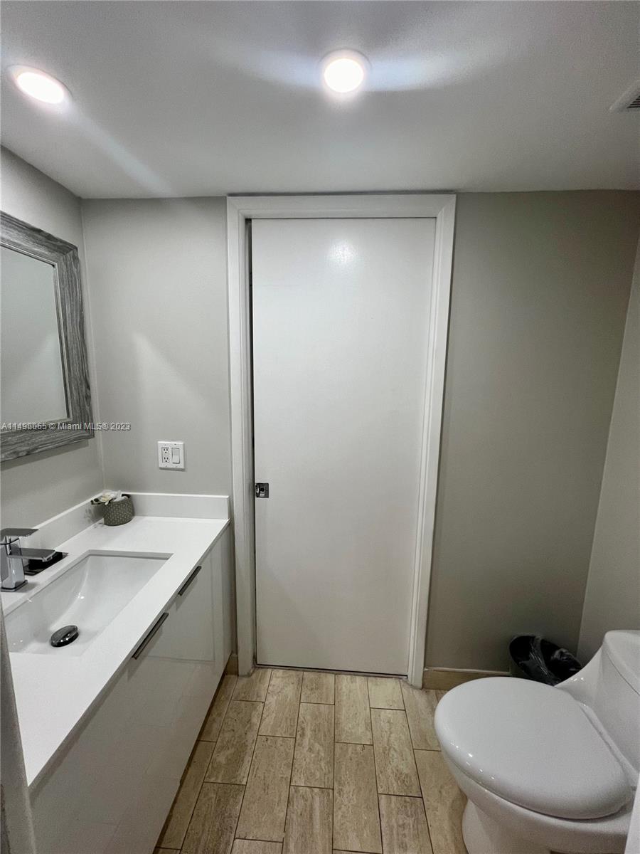 1717 N Bayshore Dr A-3638, Miami, Florida 33132, 1 Bedroom Bedrooms, ,1 BathroomBathrooms,Residential,For Sale,1717 N Bayshore Dr A-3638,A11498065