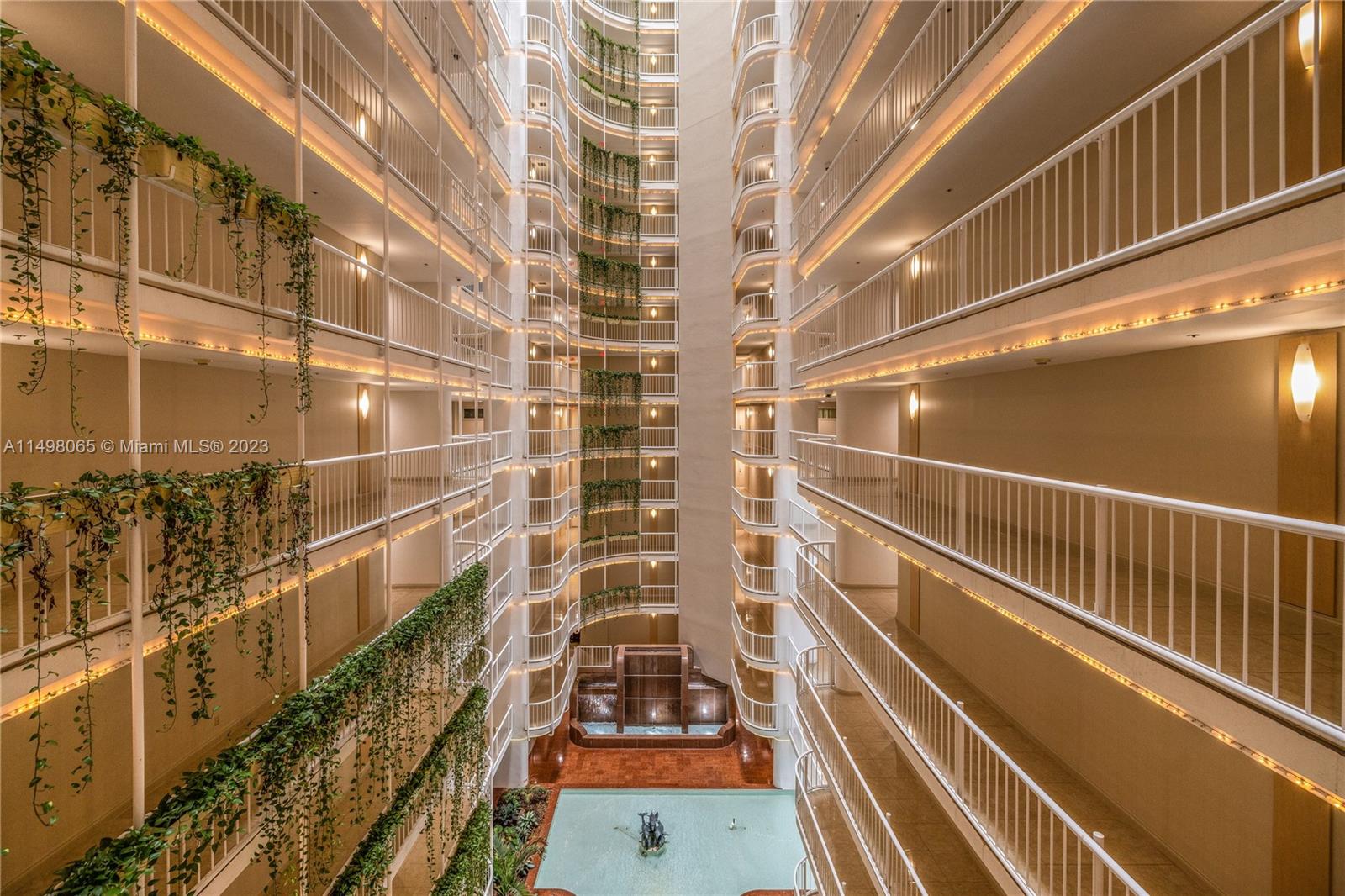 1717 N Bayshore Dr A-3638, Miami, Florida 33132, 1 Bedroom Bedrooms, ,1 BathroomBathrooms,Residential,For Sale,1717 N Bayshore Dr A-3638,A11498065