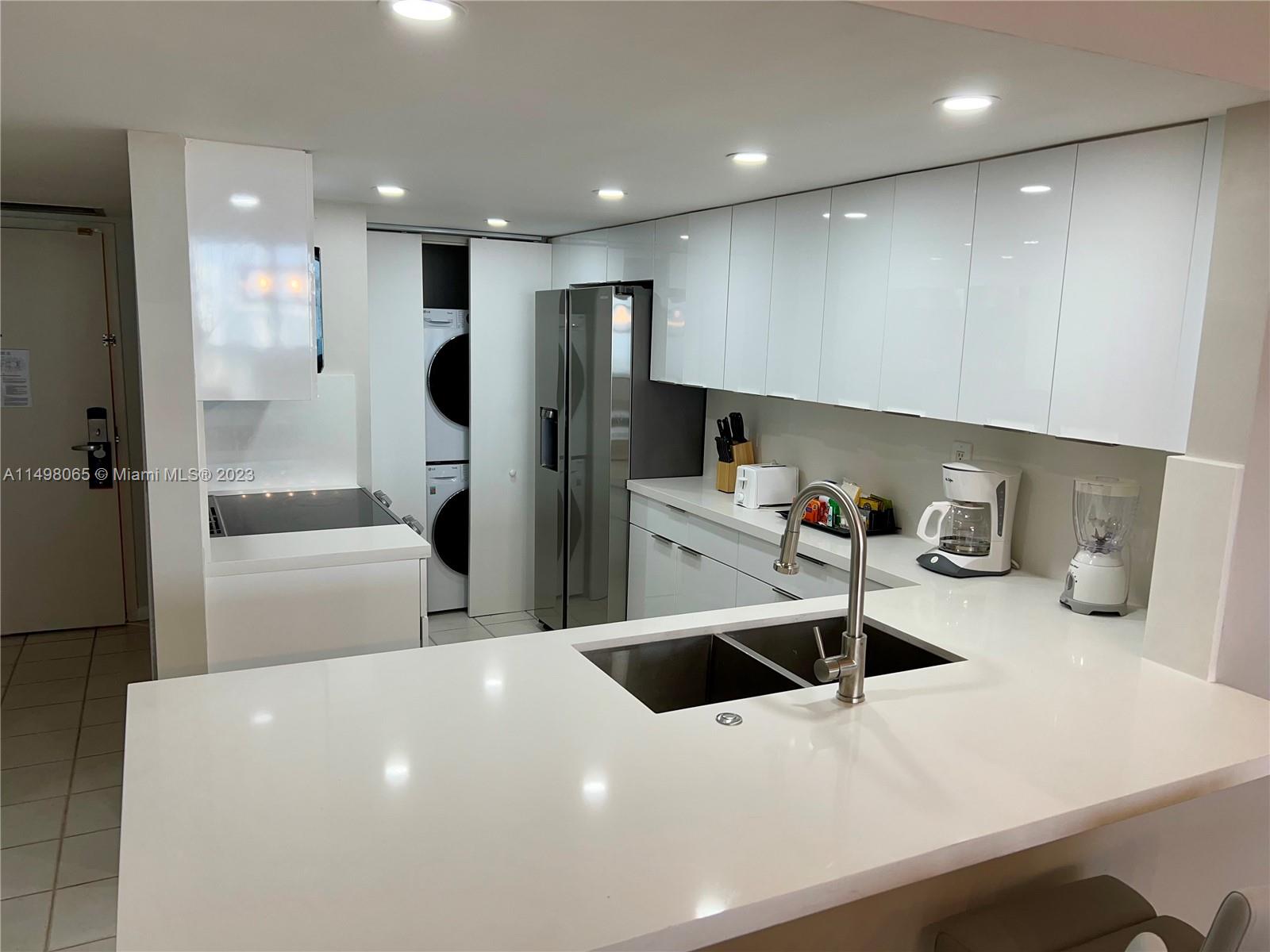 1717 N Bayshore Dr A-3638, Miami, Florida 33132, 1 Bedroom Bedrooms, ,1 BathroomBathrooms,Residential,For Sale,1717 N Bayshore Dr A-3638,A11498065