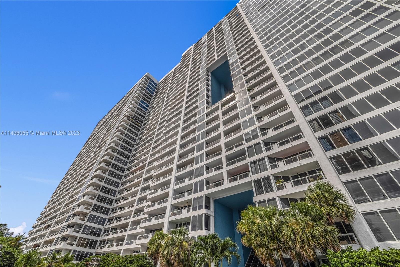 1717 N Bayshore Dr A-3638, Miami, Florida 33132, 1 Bedroom Bedrooms, ,1 BathroomBathrooms,Residential,For Sale,1717 N Bayshore Dr A-3638,A11498065