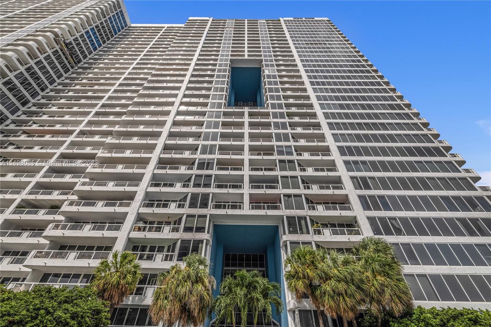 1717 N Bayshore Dr A-3638, Miami, Florida 33132, 1 Bedroom Bedrooms, ,1 BathroomBathrooms,Residential,For Sale,1717 N Bayshore Dr A-3638,A11498065
