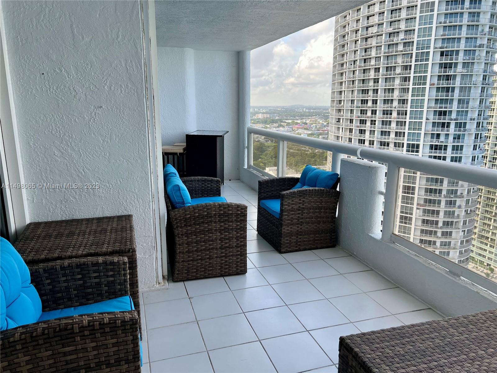 1717 N Bayshore Dr A-3638, Miami, Florida 33132, 1 Bedroom Bedrooms, ,1 BathroomBathrooms,Residential,For Sale,1717 N Bayshore Dr A-3638,A11498065