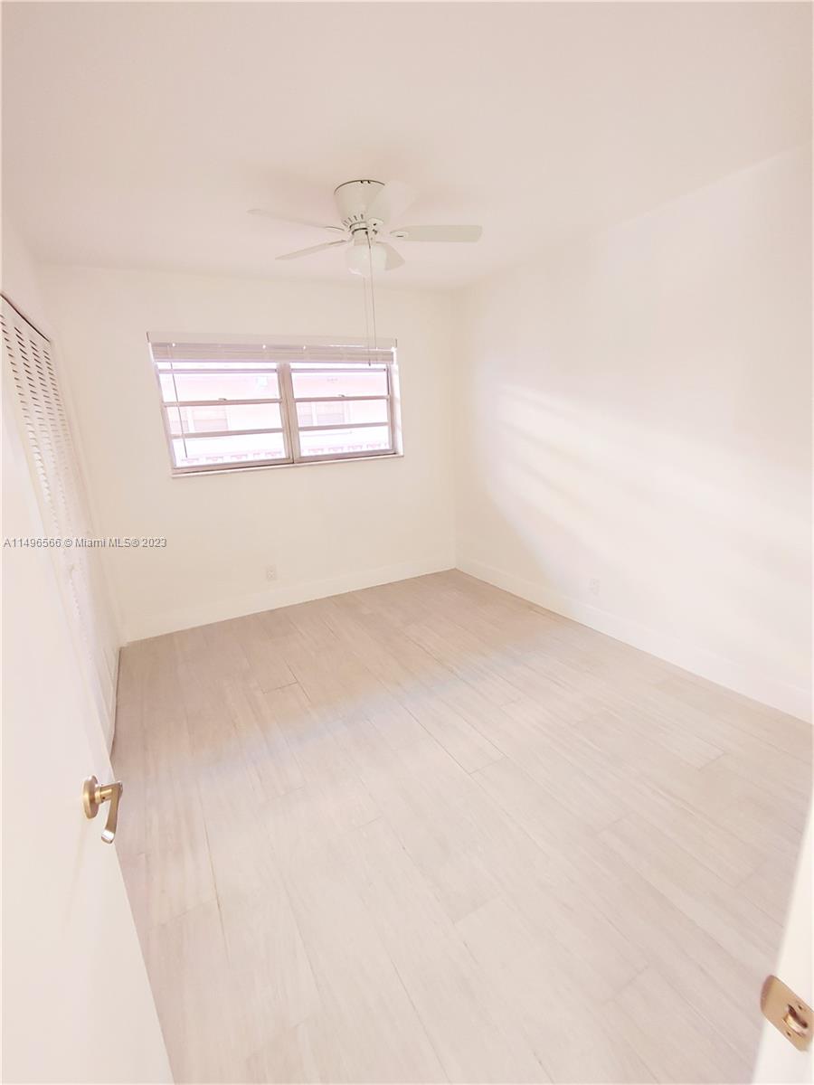 215 SE 3rd Ave 307C, Hallandale Beach, Florida 33009, 2 Bedrooms Bedrooms, ,1 BathroomBathrooms,Residential,For Sale,215 SE 3rd Ave 307C,A11496566