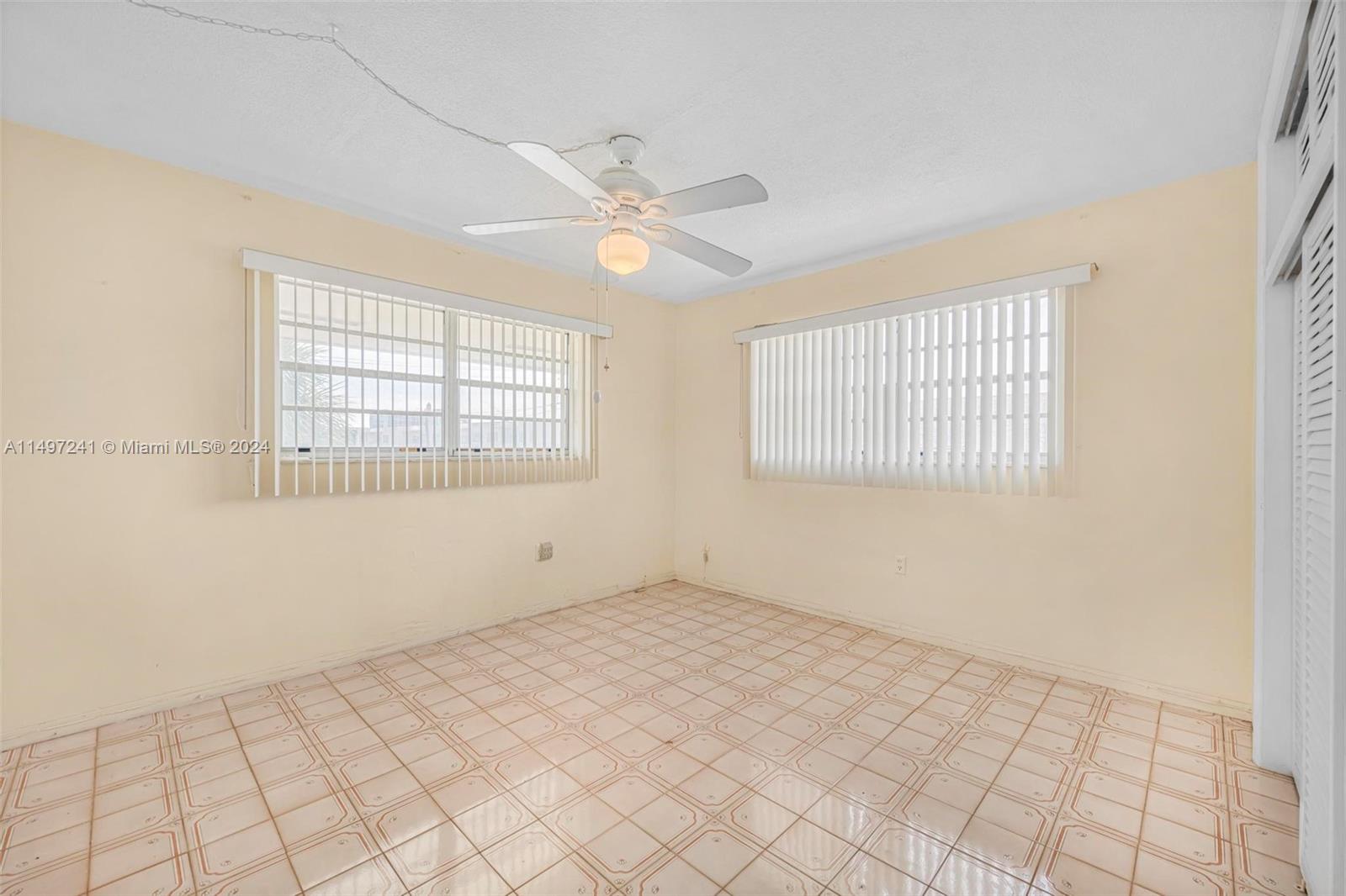 17000 NE 14th Ave 301, North Miami Beach, Florida 33162, 2 Bedrooms Bedrooms, ,1 BathroomBathrooms,Residential,For Sale,17000 NE 14th Ave 301,A11497241