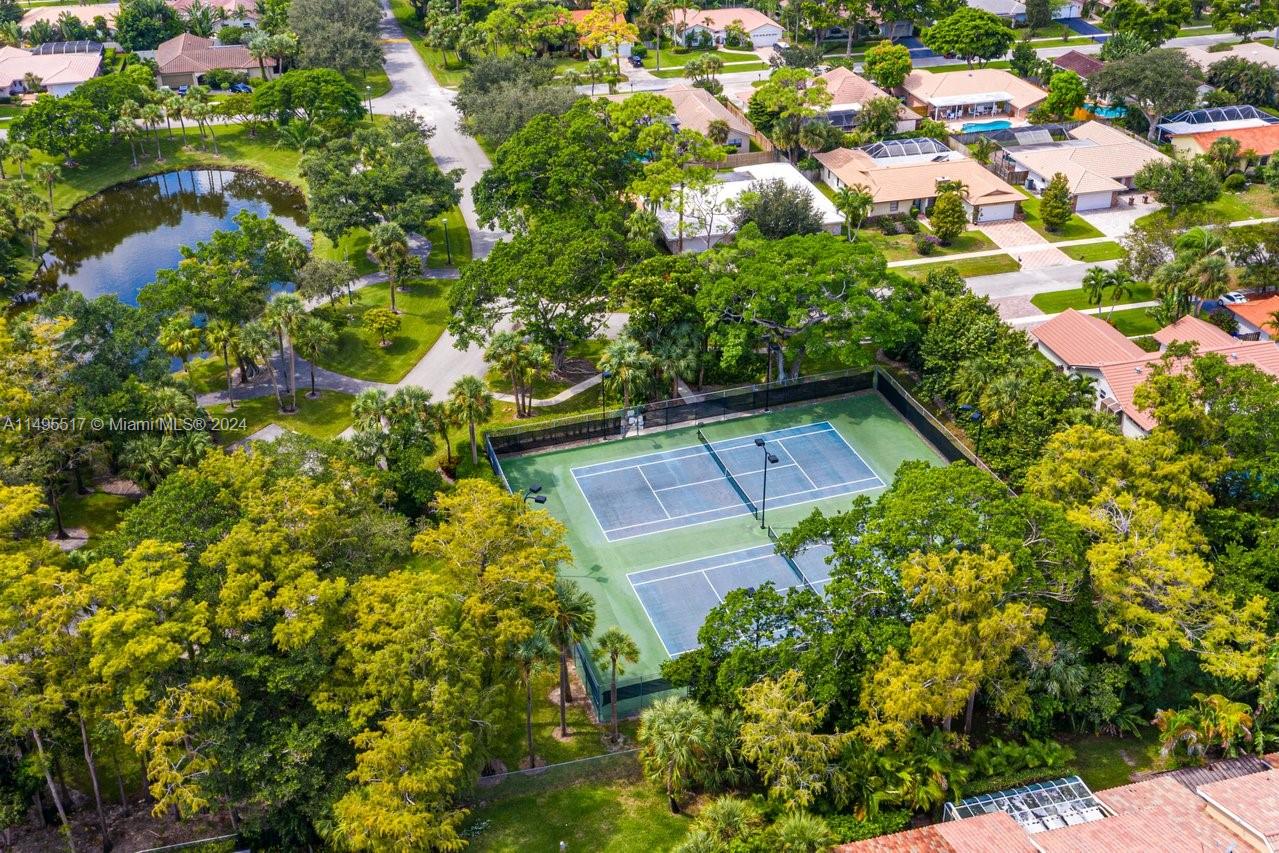 6106 Aloma Ln, Boca Raton, FL 33433, 3 Bedrooms Bedrooms, ,2 BathroomsBathrooms,Residential,For Sale,Aloma Ln,A11495517