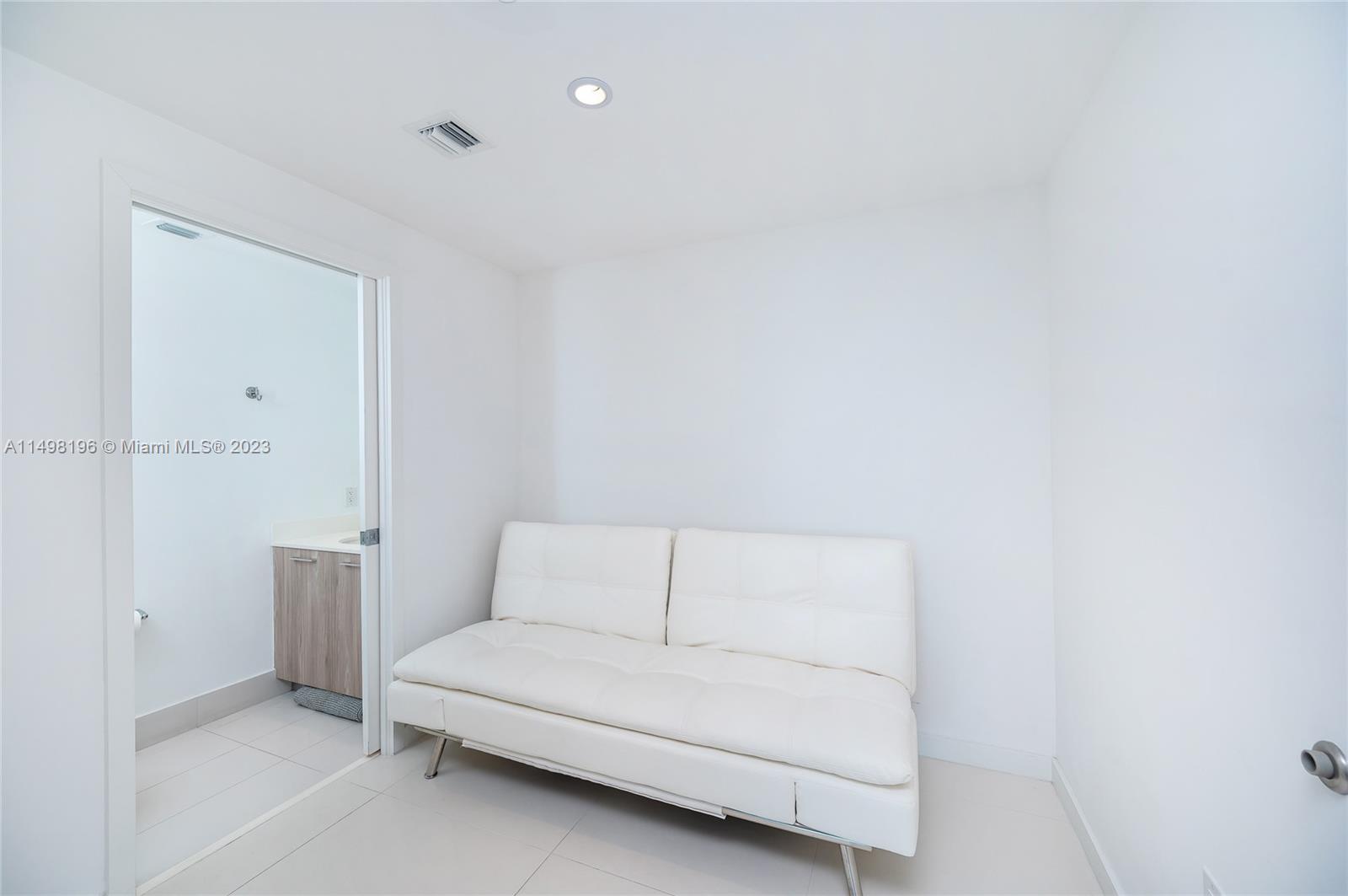 501 NE 31st St 3407, Miami, Florida 33137, 1 Bedroom Bedrooms, ,1 BathroomBathrooms,Residential,For Sale,501 NE 31st St 3407,A11498196