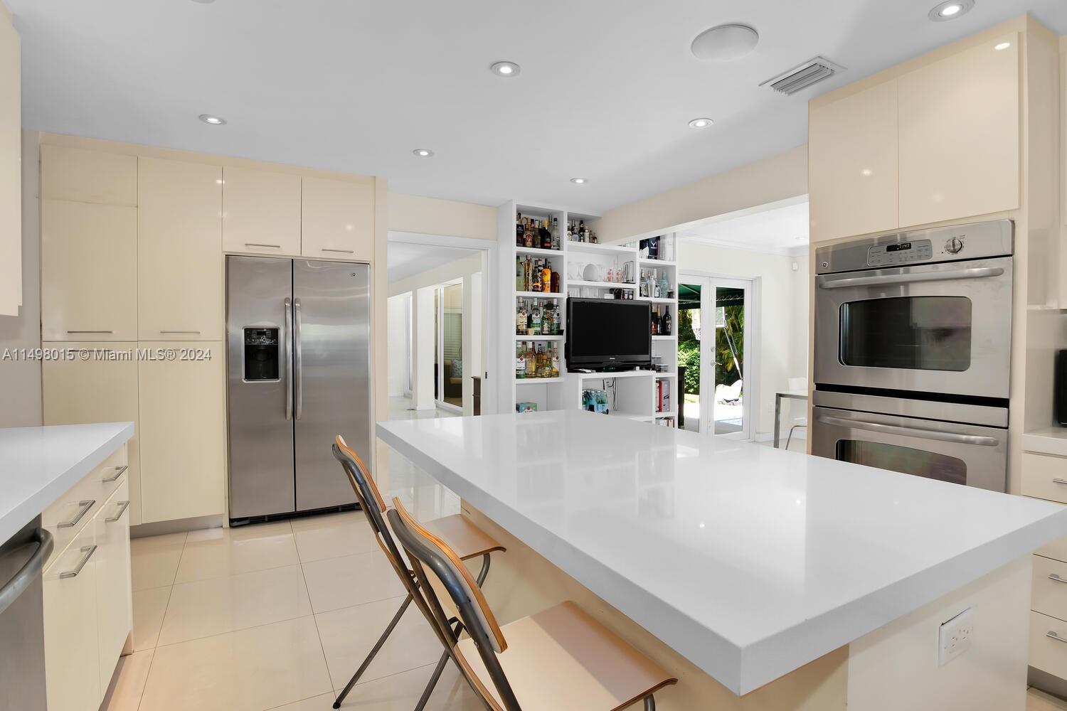 299 Mashta Dr, Key Biscayne, FL, 33149 United States, 4 Bedrooms Bedrooms, ,5 BathroomsBathrooms,Residential,For Sale,Mashta Dr,A11498015