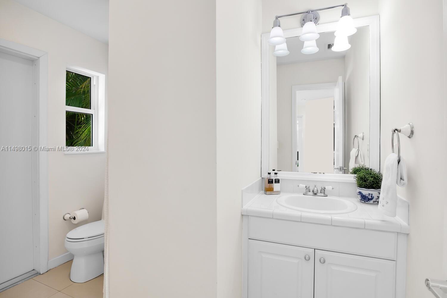 299 Mashta Dr, Key Biscayne, FL, 33149 United States, 4 Bedrooms Bedrooms, ,5 BathroomsBathrooms,Residential,For Sale,Mashta Dr,A11498015