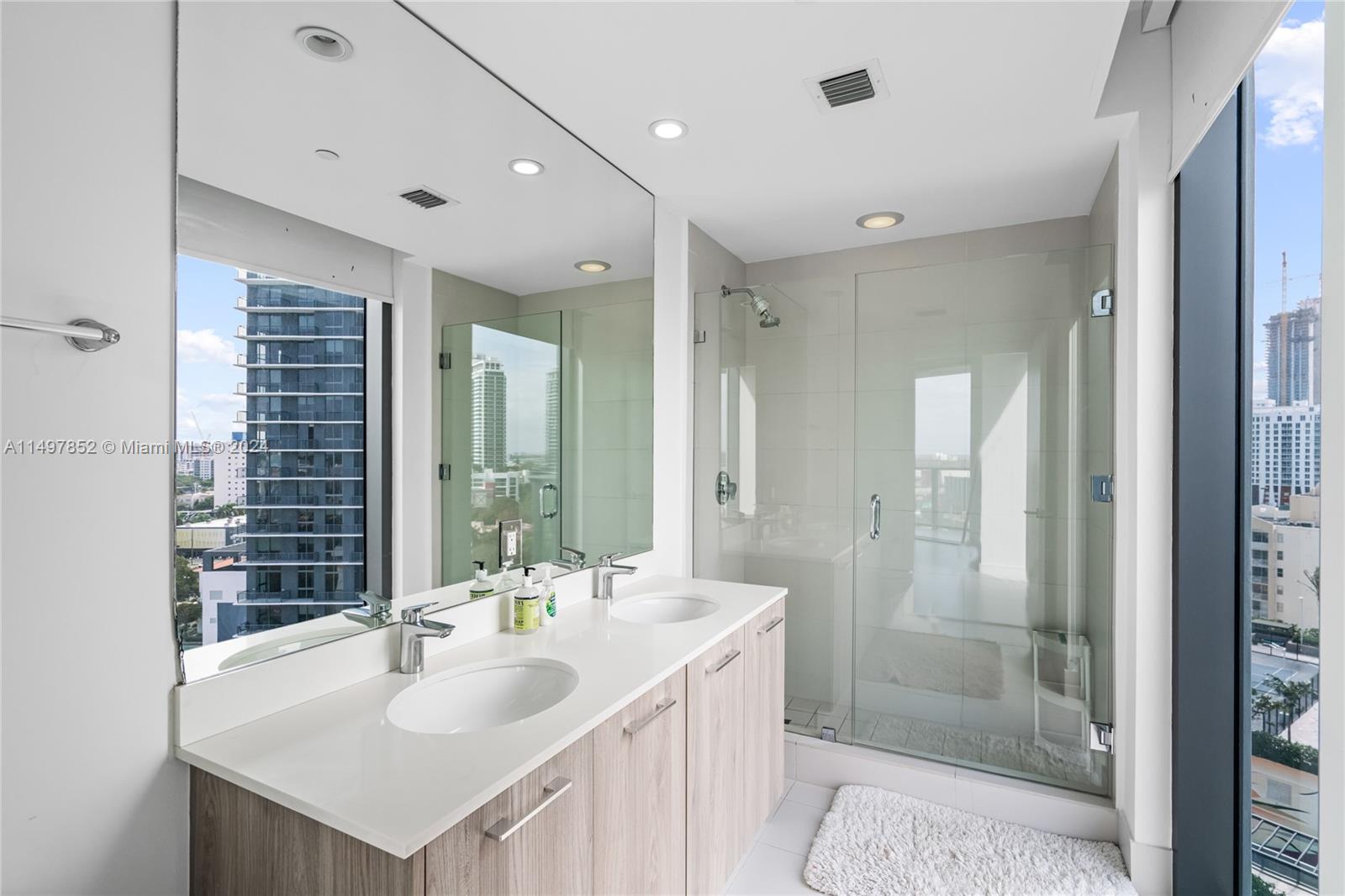 501 NE 31st 1110, Miami, Florida 33137, 2 Bedrooms Bedrooms, ,2 BathroomsBathrooms,Residential,For Sale,501 NE 31st 1110,A11497852